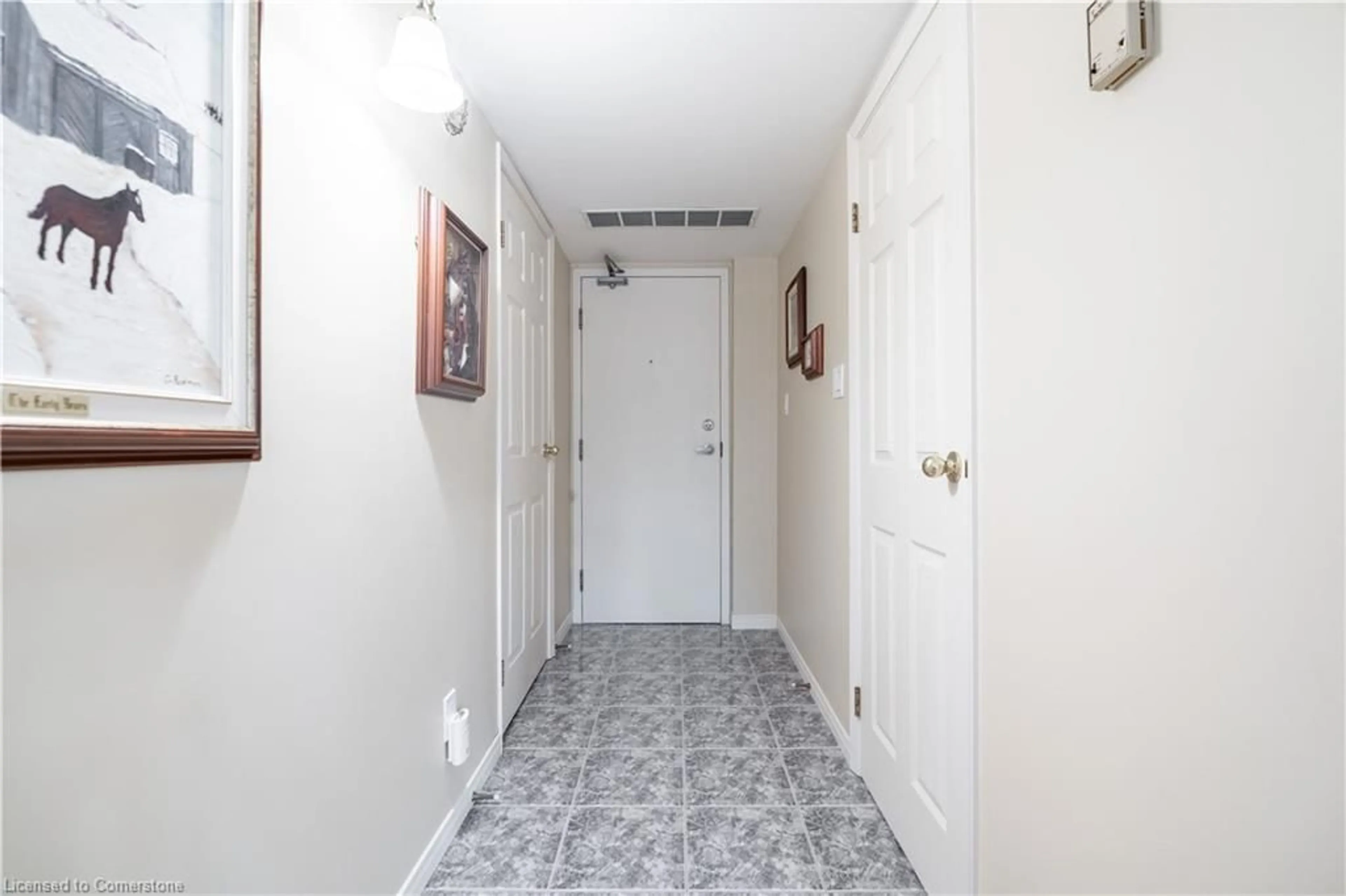 Indoor entryway for 3499 Upper Middle Rd #102, Burlington Ontario L7M 4M7