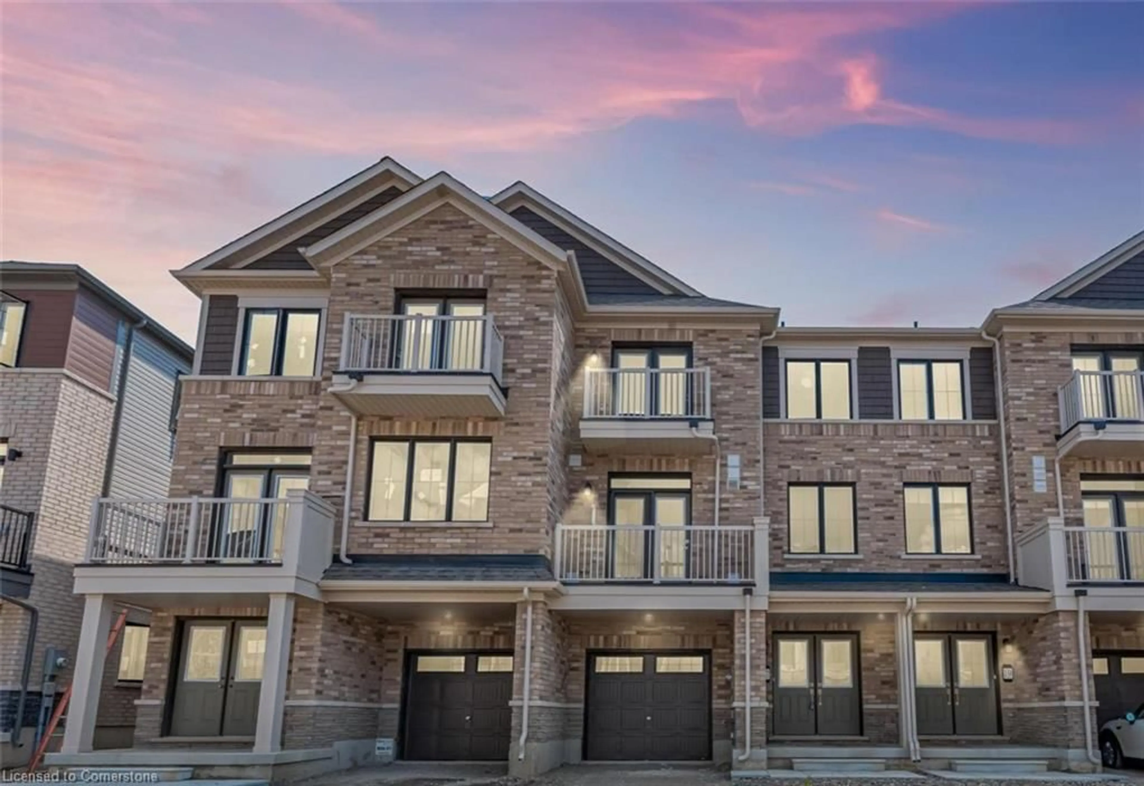 Home with brick exterior material, unknown for 17 St Lawrence Rd, Caledonia Ontario N3W 0J5