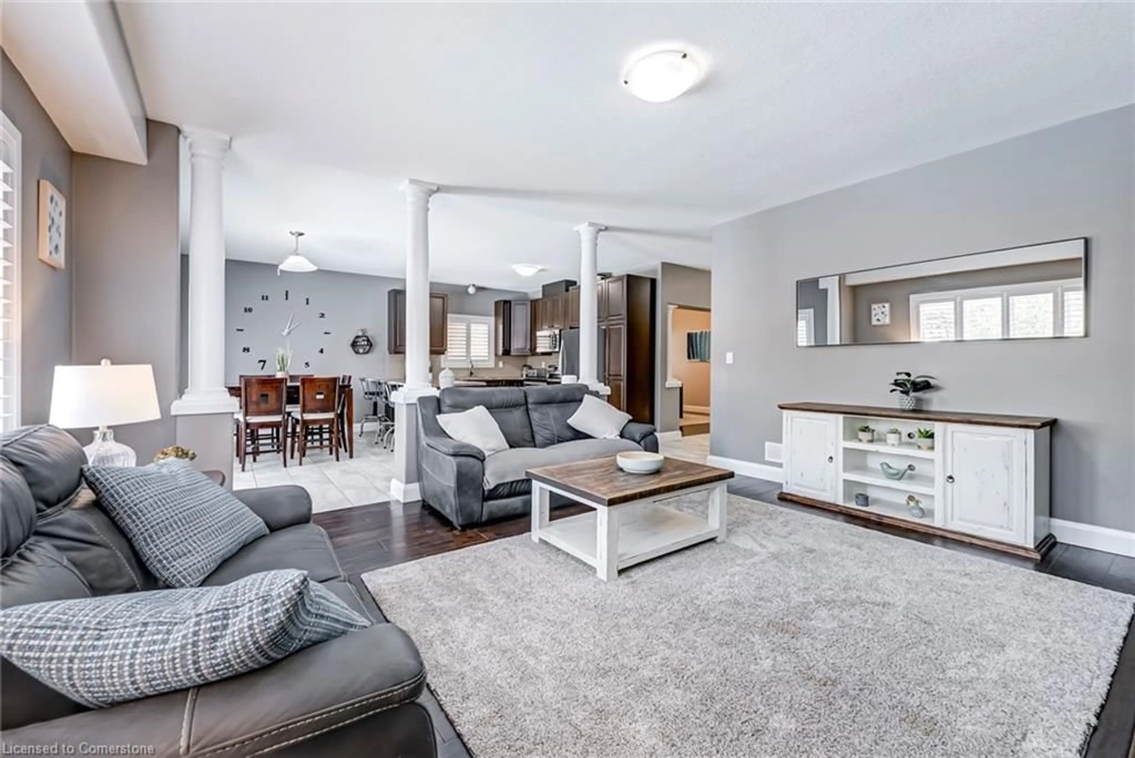 Living room with furniture, unknown for 4401 Dennis Ave, Beamsville Ontario L0R 1B9