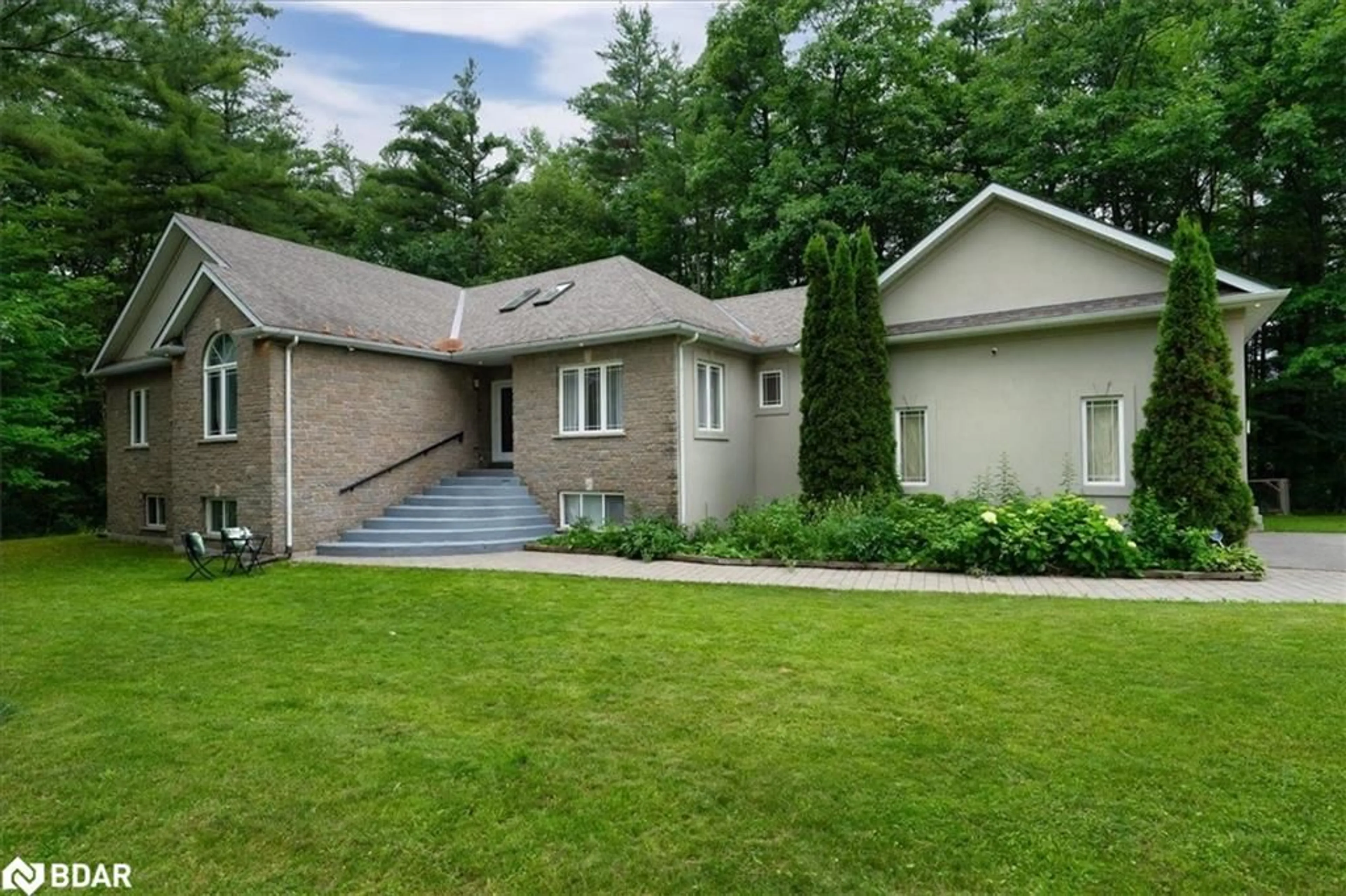 Unknown for 68 Stocco Cir, Tiny Ontario L0L 2T0