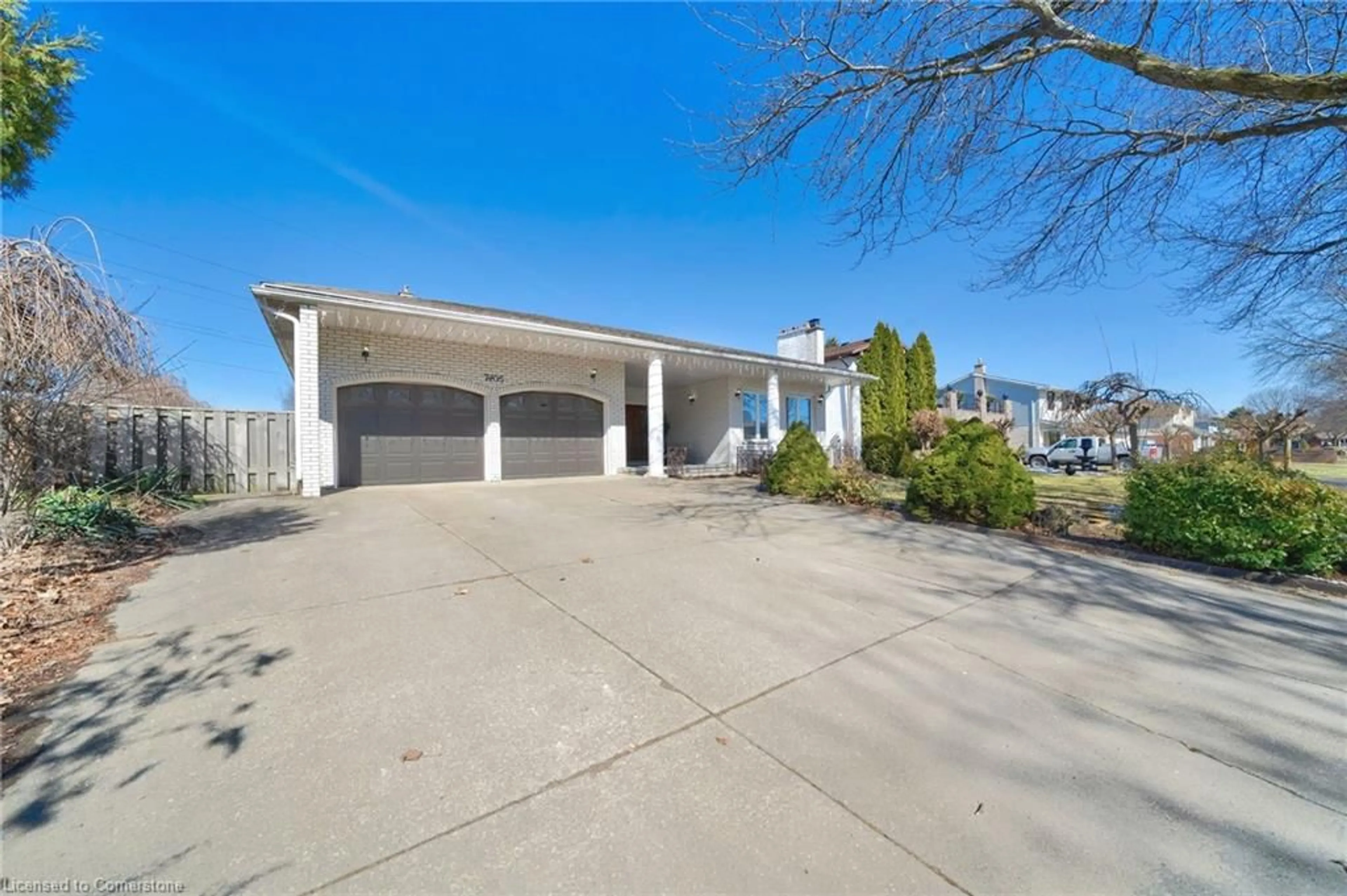 Unknown for 7105 York Dr, Niagara Falls Ontario L2E 7A1