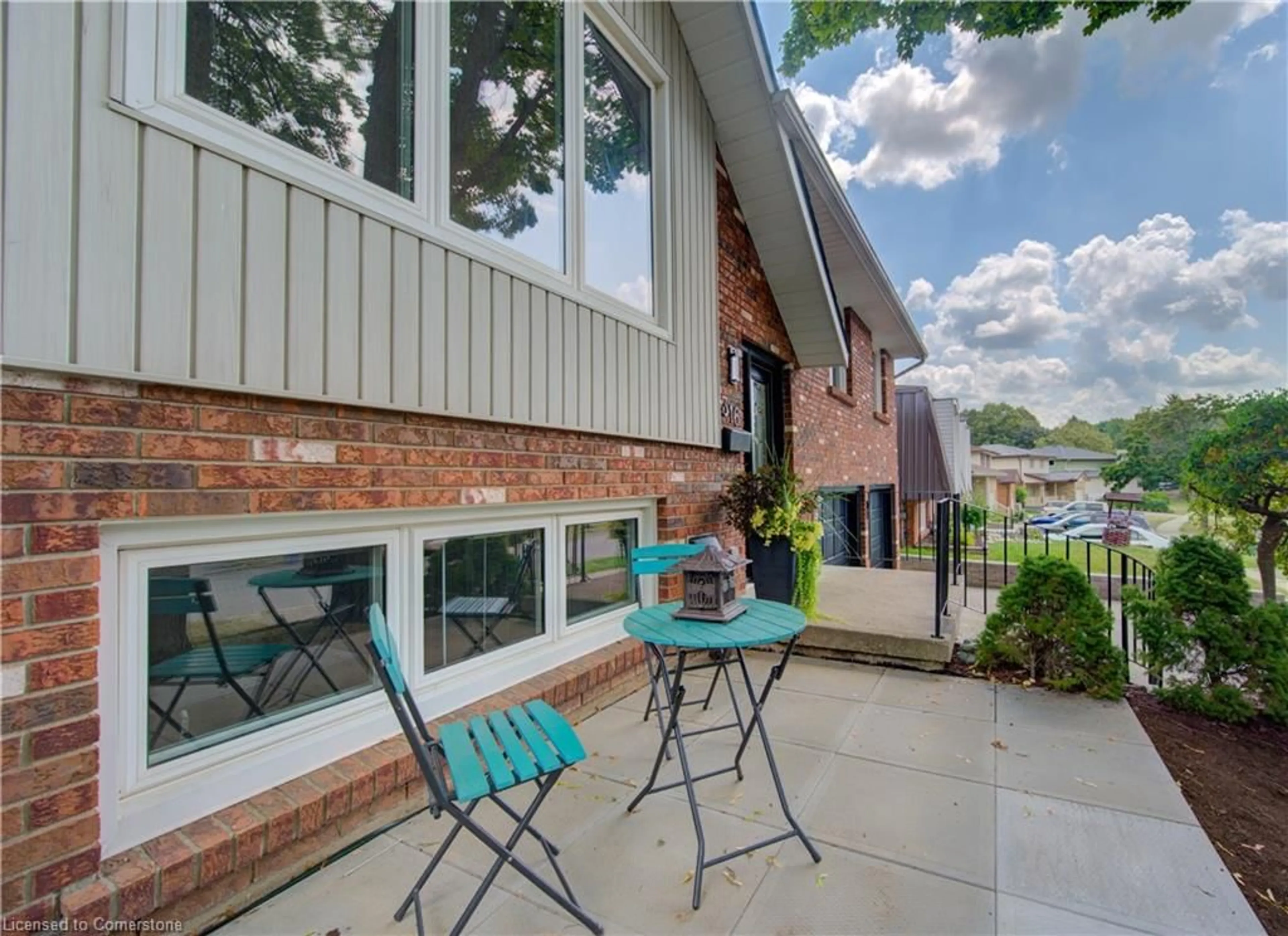 Patio, unknown for 316 Country Hill Dr, Kitchener Ontario N2E 2C2