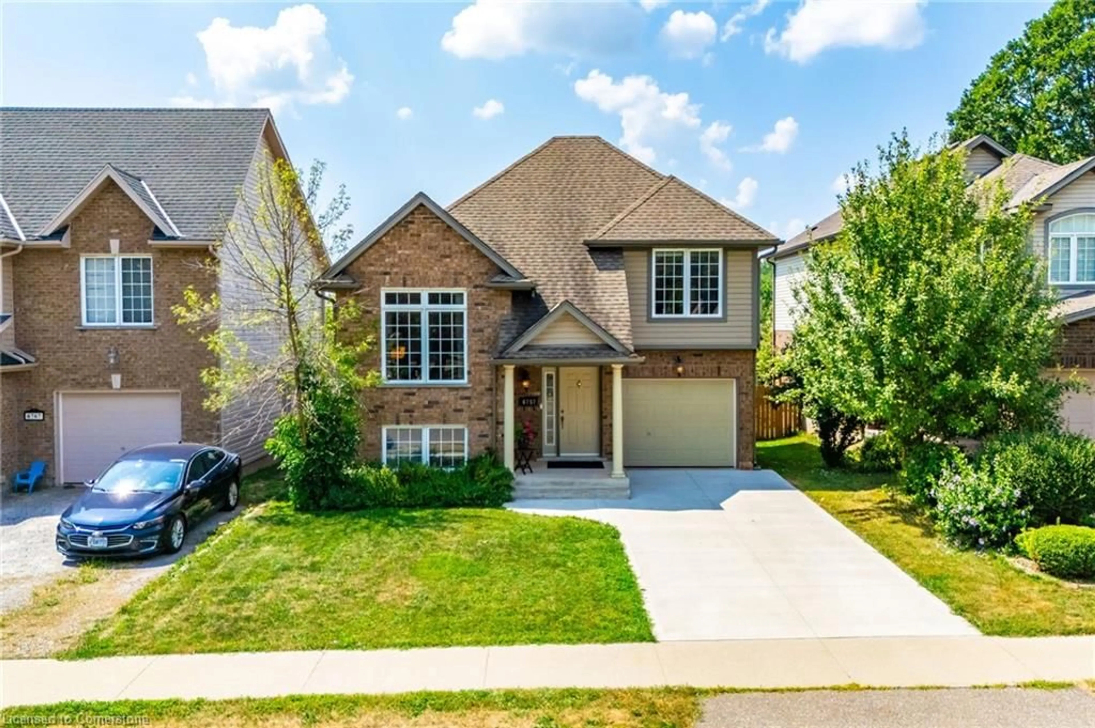 Home with brick exterior material, street for 6757 Ailanthus Ave, Niagara Falls Ontario L2G 4C6