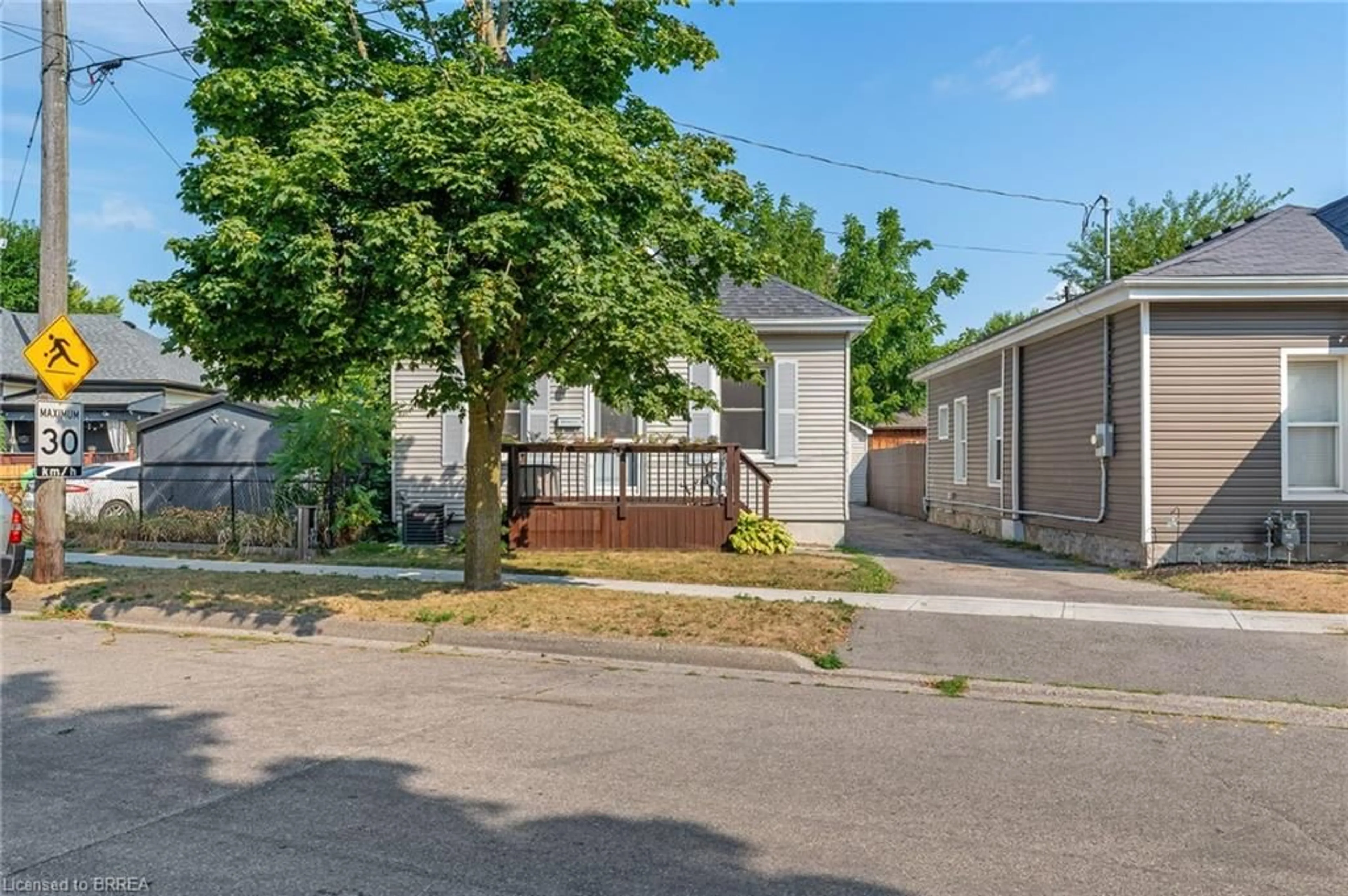 Unknown for 84 Brighton Ave, Brantford Ontario N3S 1W2