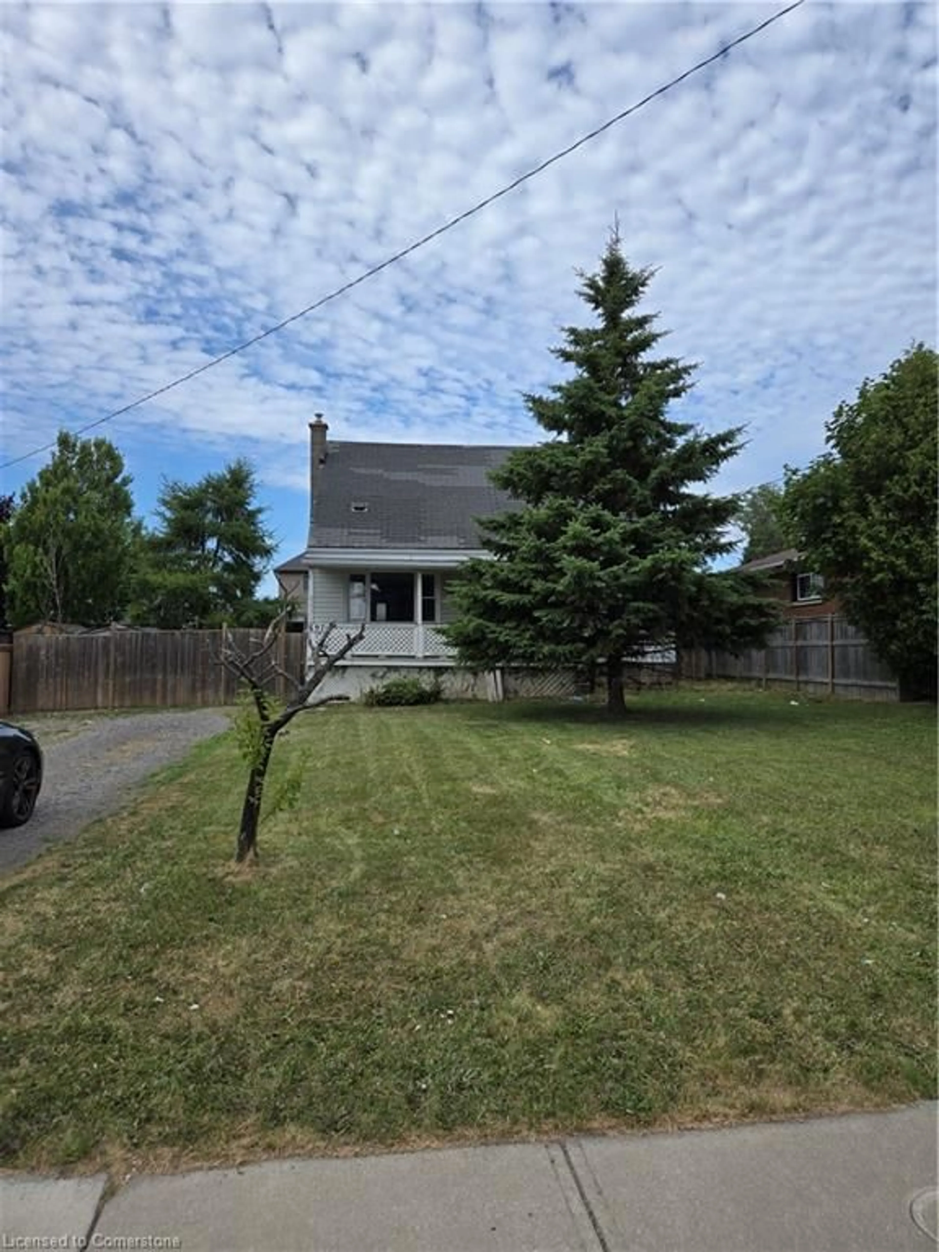 A pic from outside/outdoor area/front of a property/back of a property/a pic from drone, street for 697 Limeridge Rd, Hamilton Ontario L8W 1A4