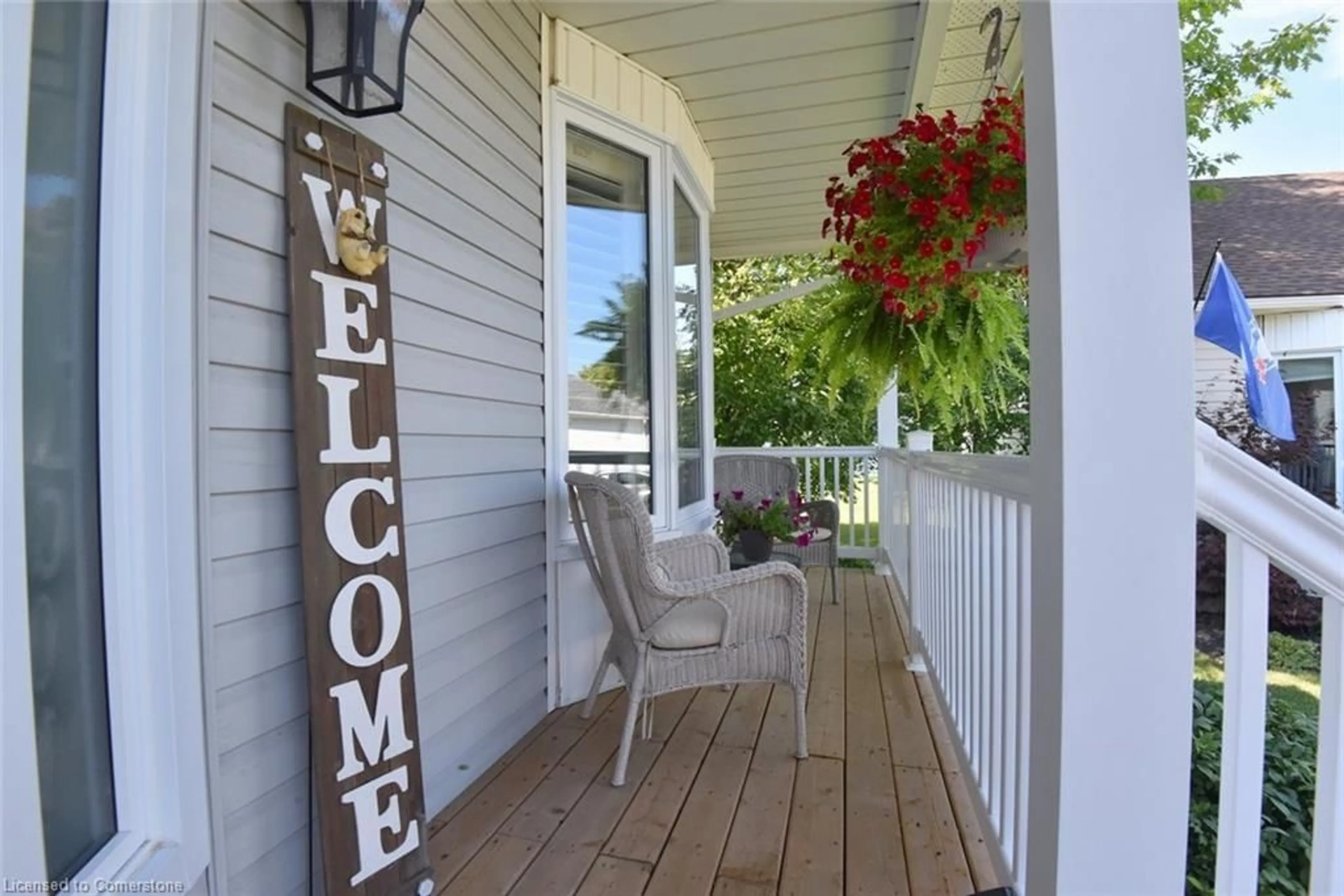 Indoor entryway for 241 Silverbirch Blvd, Mount Hope Ontario L0R 1W0