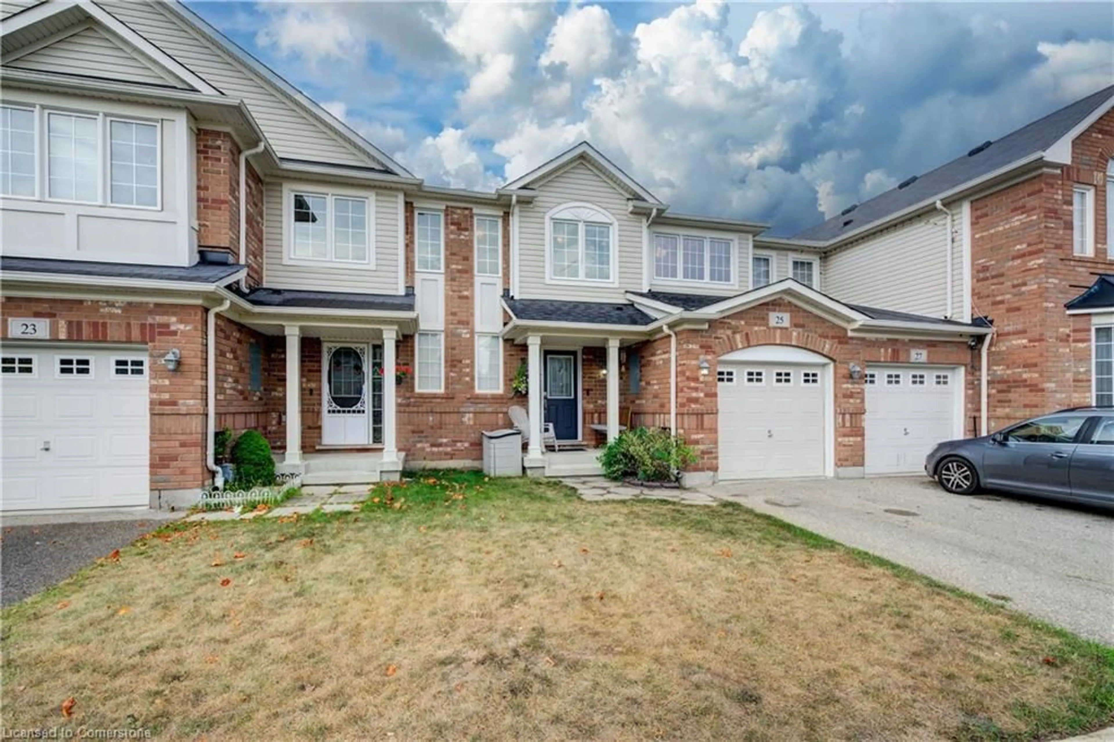 Home with brick exterior material, street for 25 Manhattan Cir, Cambridge Ontario N3C 0C4