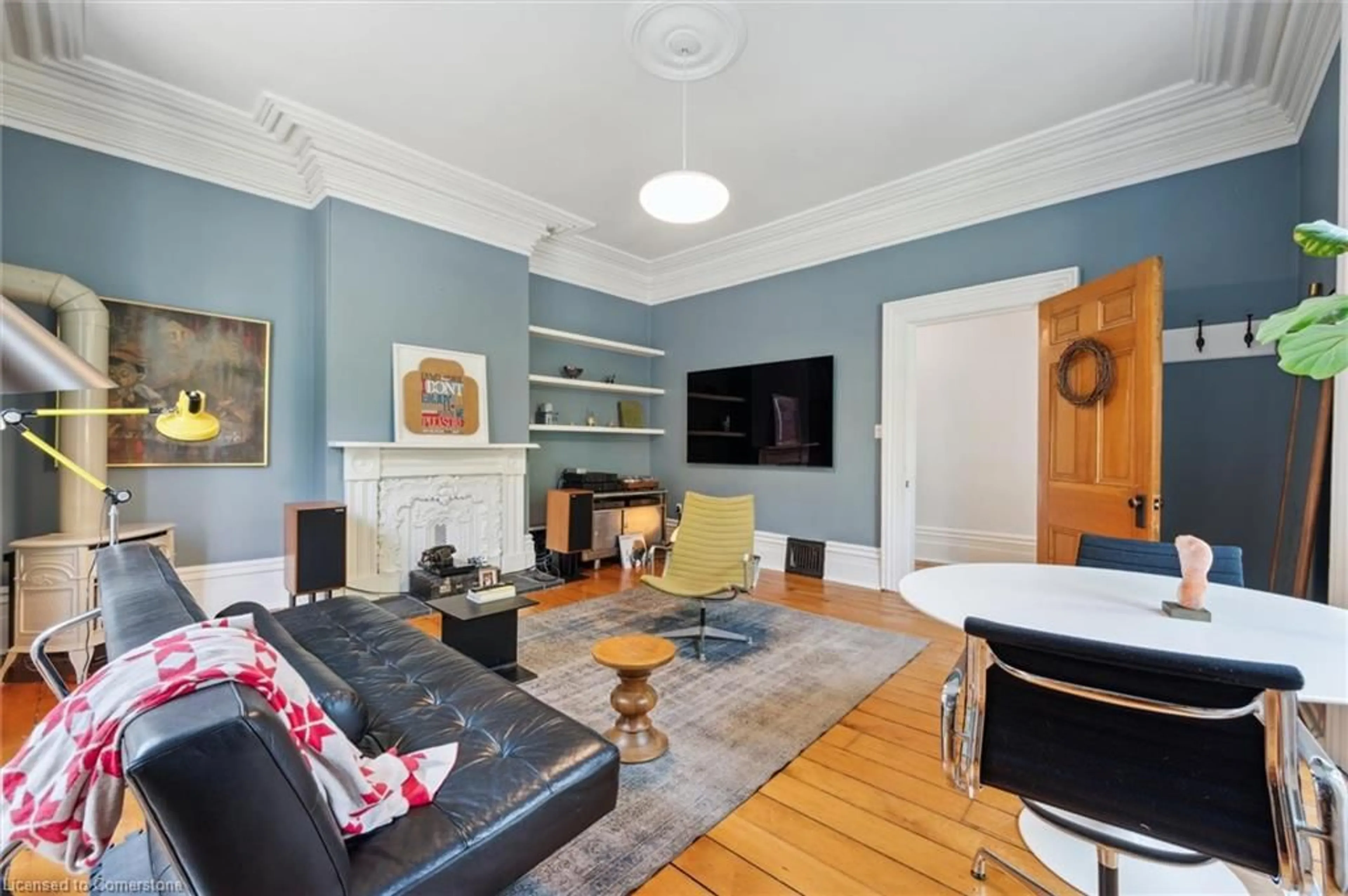 Living room with furniture, unknown for 36 Waterloo Ave, Guelph Ontario N1H 3H5