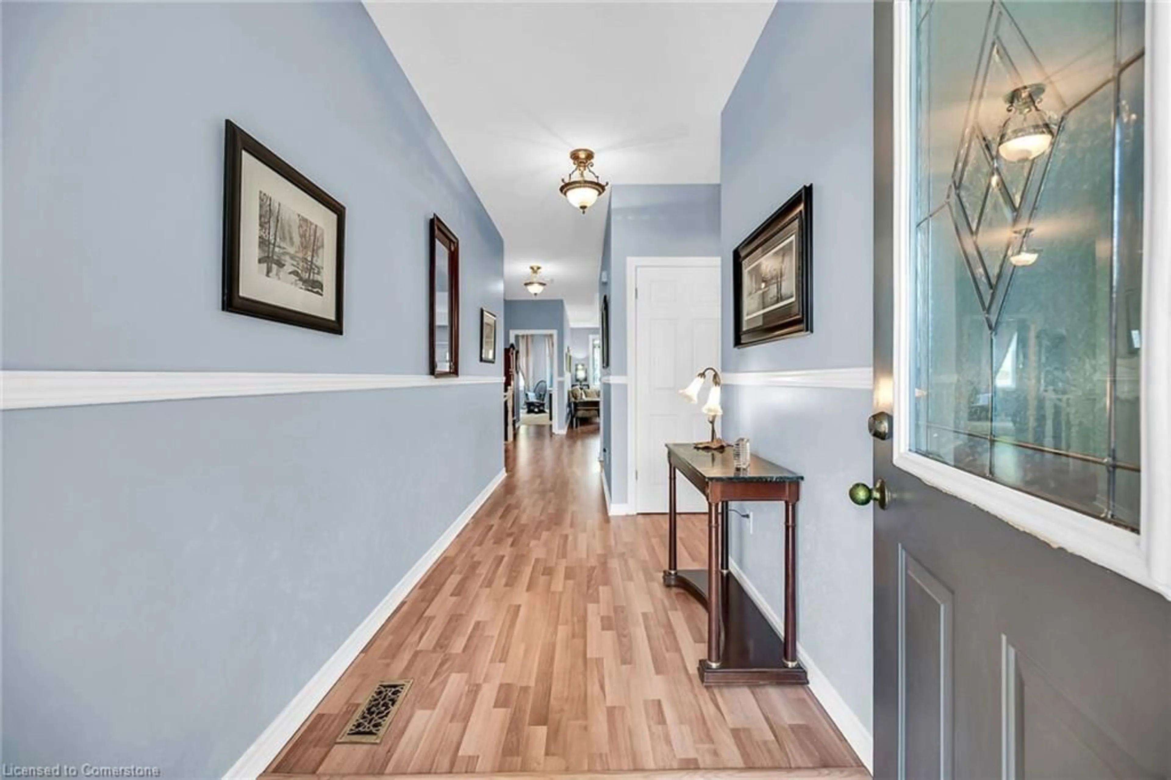 Indoor entryway for 84 Greentrail Dr, Mount Hope Ontario L0R 1W0