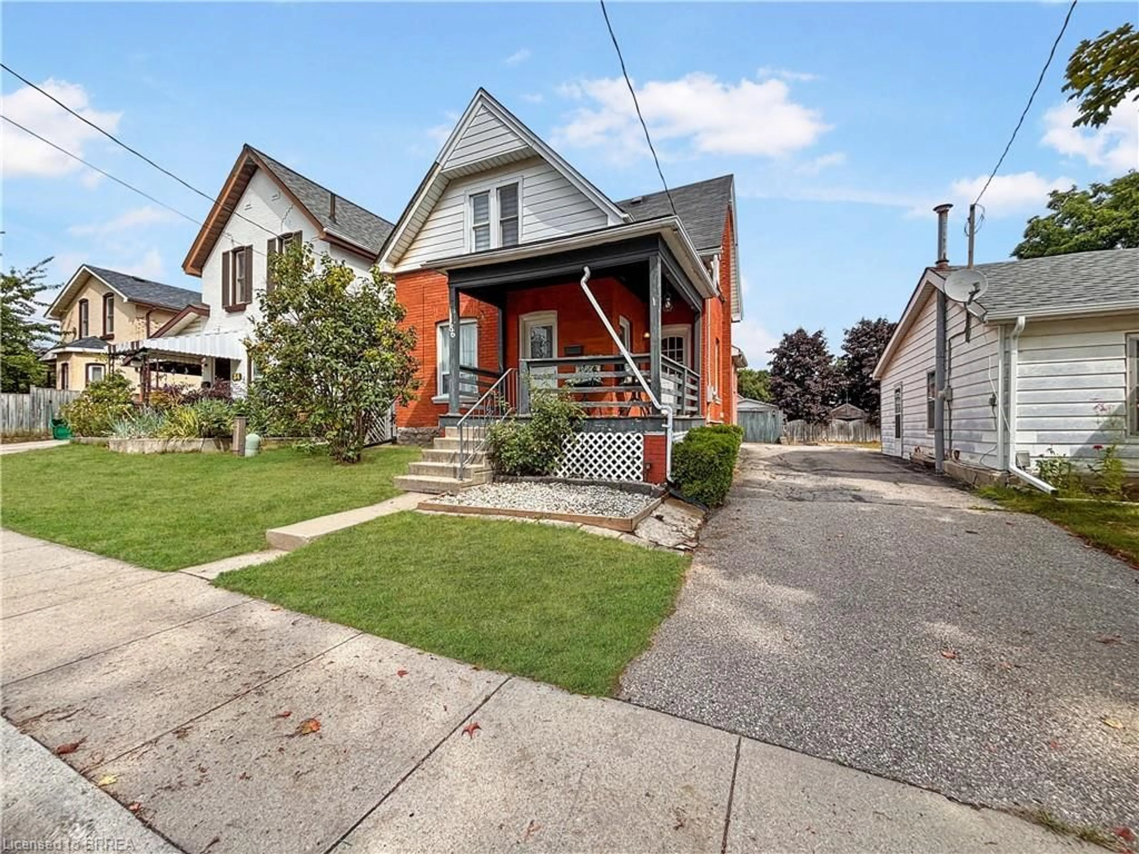 Home with brick exterior material, street for 86 Arthur St, Brantford Ontario N3S 3J2