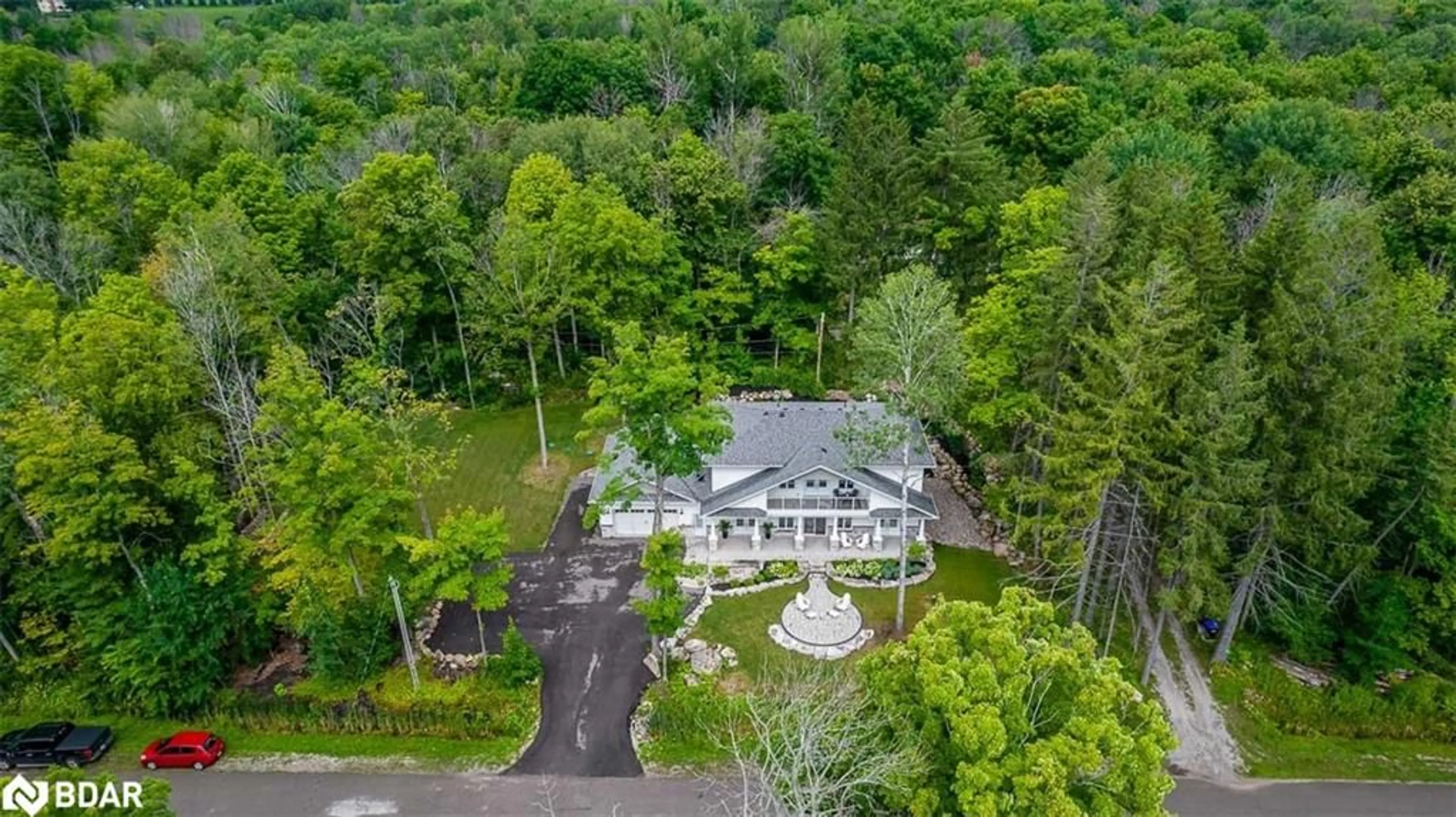 A pic from outside/outdoor area/front of a property/back of a property/a pic from drone, unknown for 6 Forrester Rd, Shanty Bay Ontario L0L 2L0