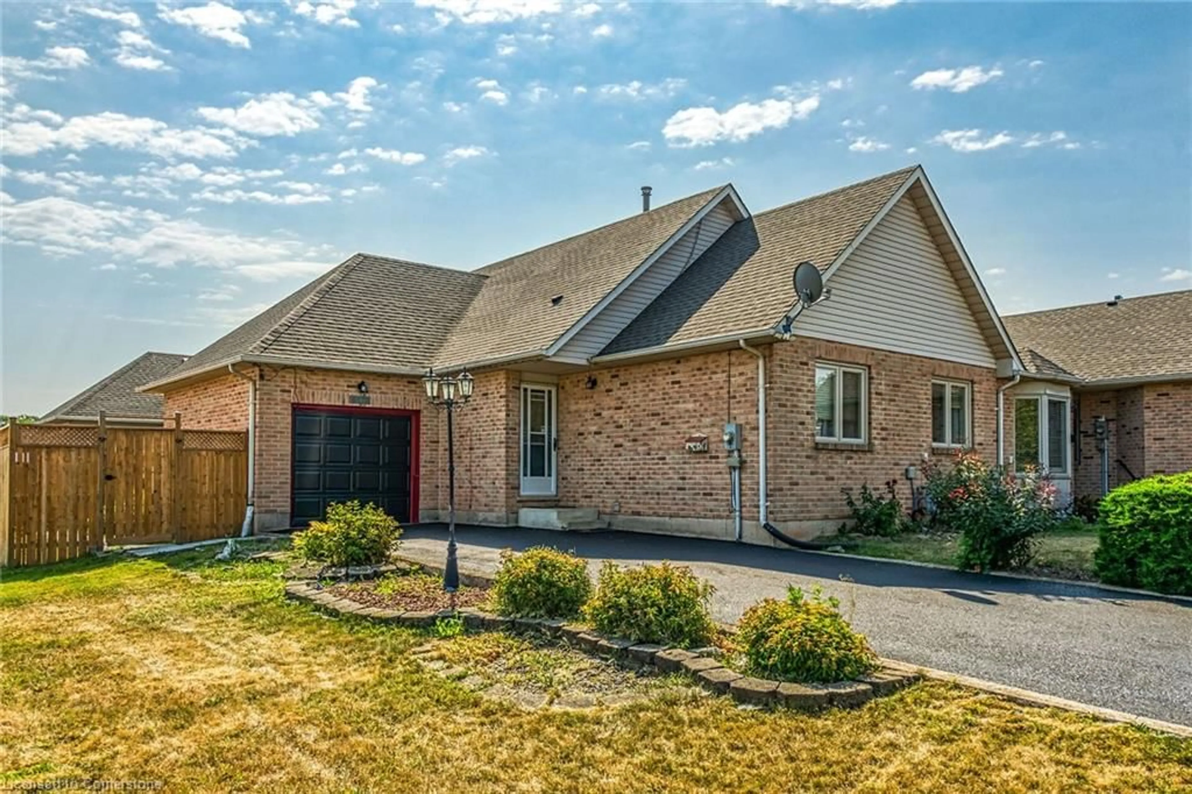 Home with brick exterior material, street for 4473 Christopher Crt, Beamsville Ontario L3J 0E1