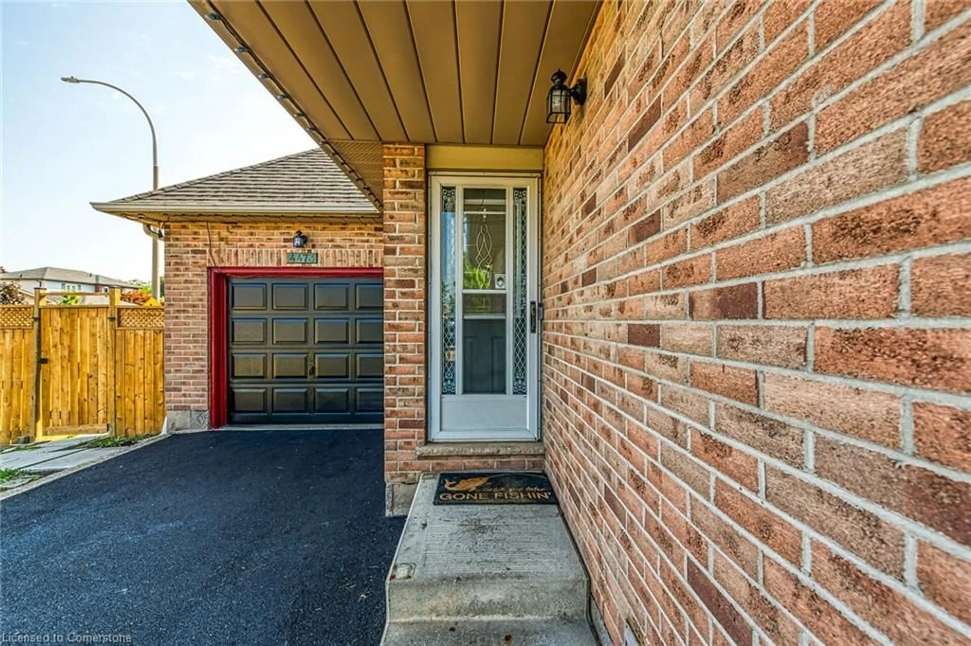 Home with brick exterior material, street for 4473 Christopher Crt, Beamsville Ontario L3J 0E1