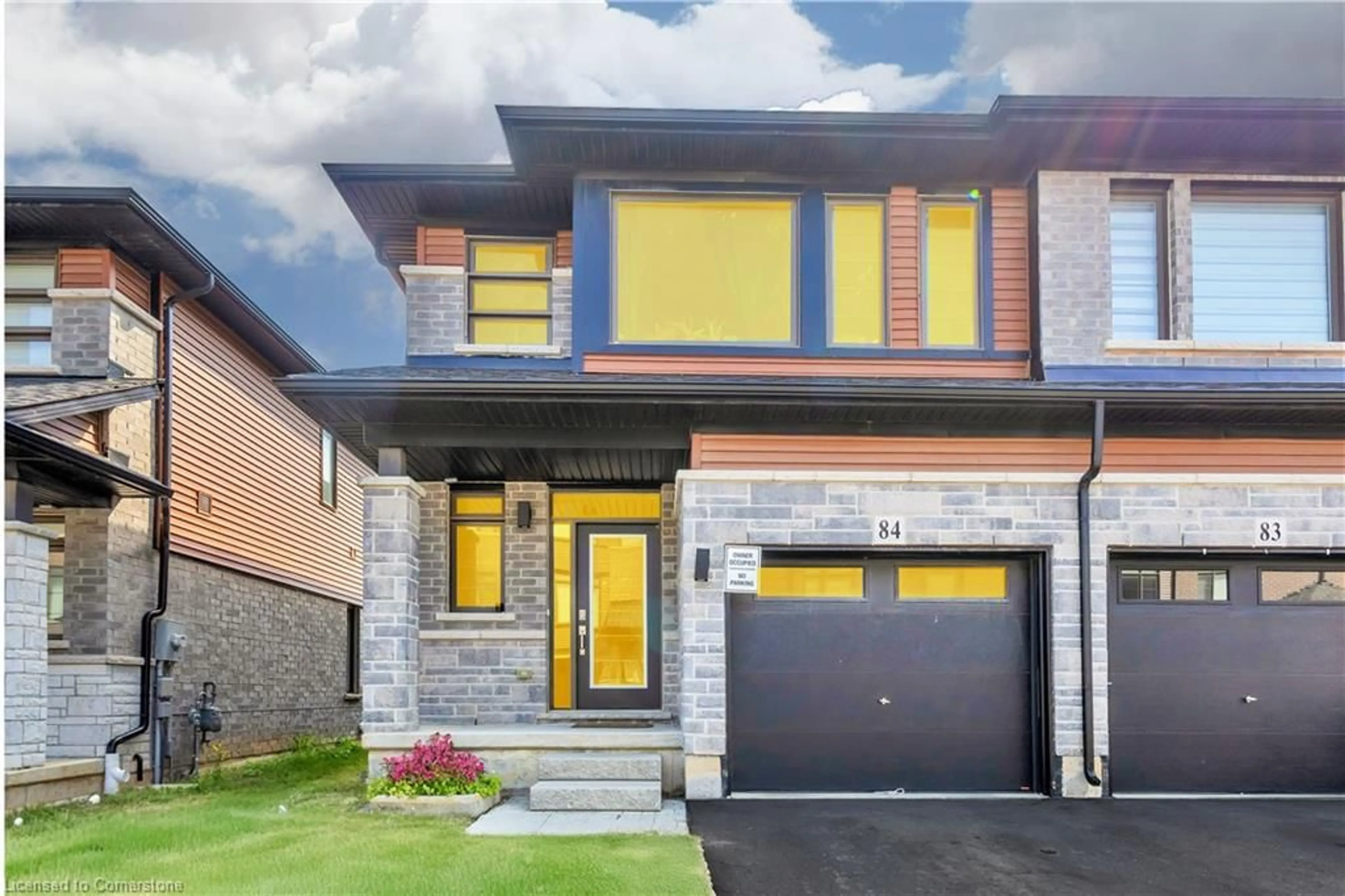 Home with brick exterior material, street for 120 Court Drive Dr #84, Brantford Ontario N3L 0N2