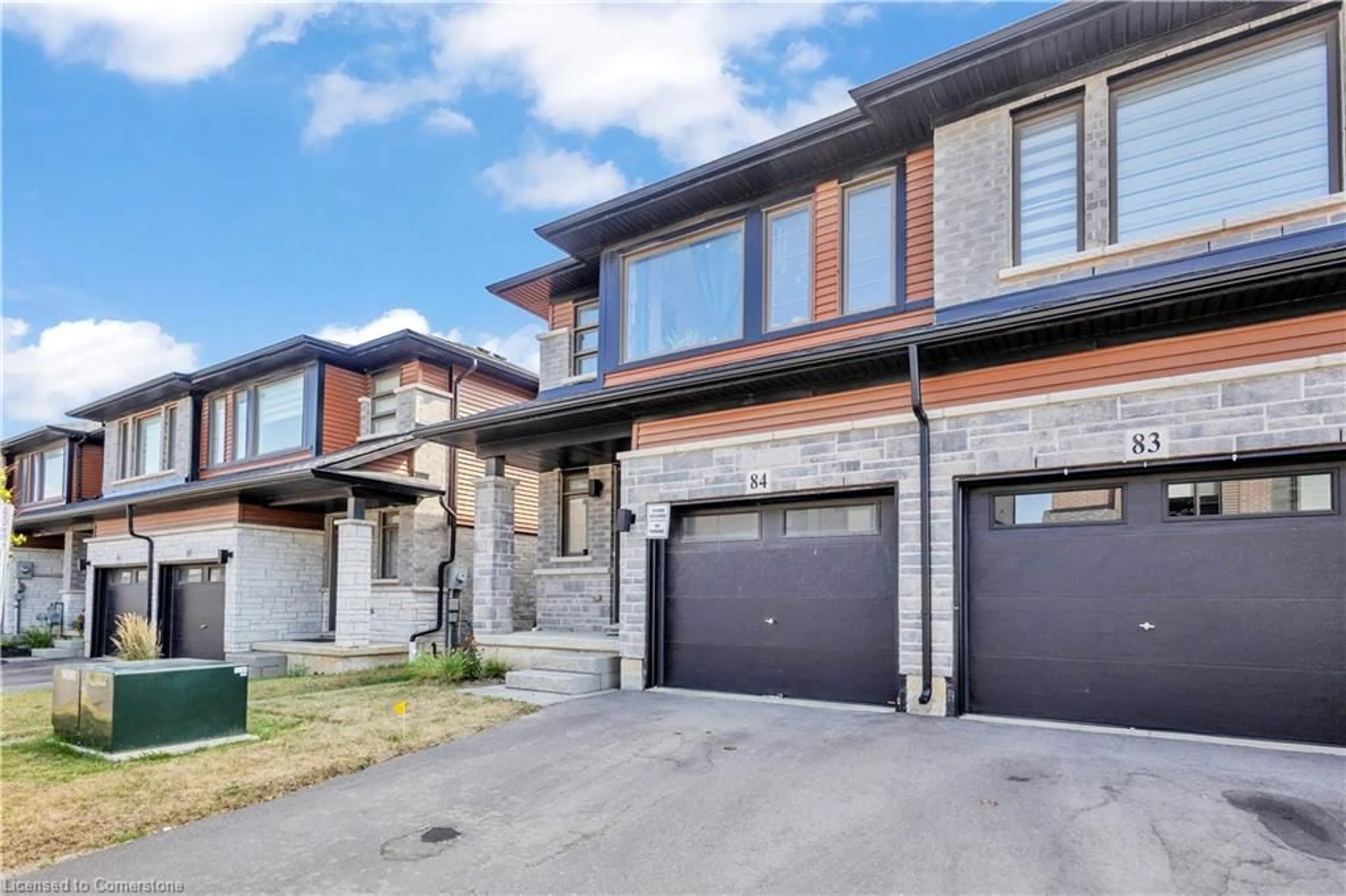Home with brick exterior material, street for 120 Court Drive Dr #84, Paris Ontario N3L 0N2