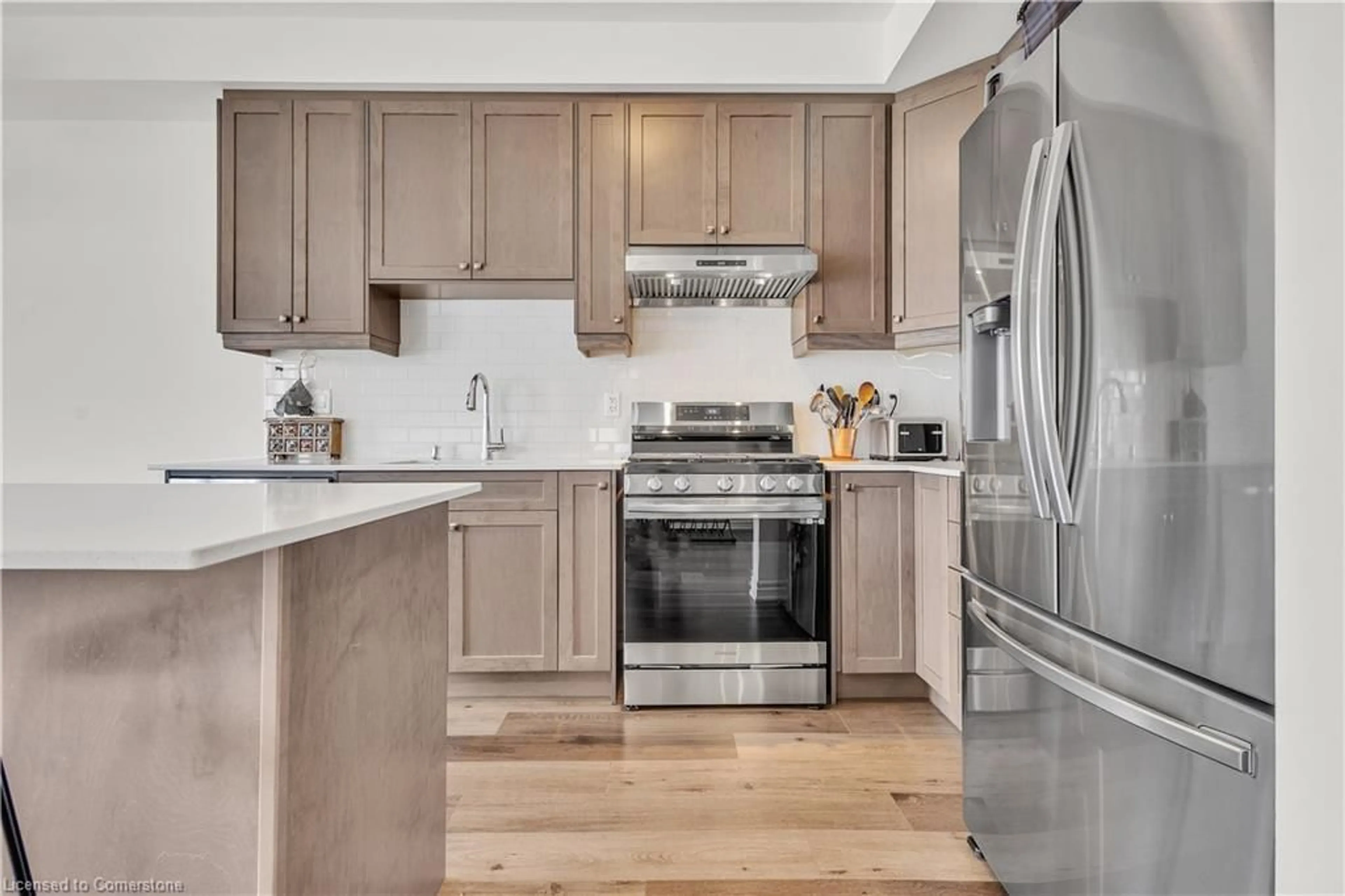 Open concept kitchen, unknown for 120 Court Drive Dr #84, Paris Ontario N3L 0N2