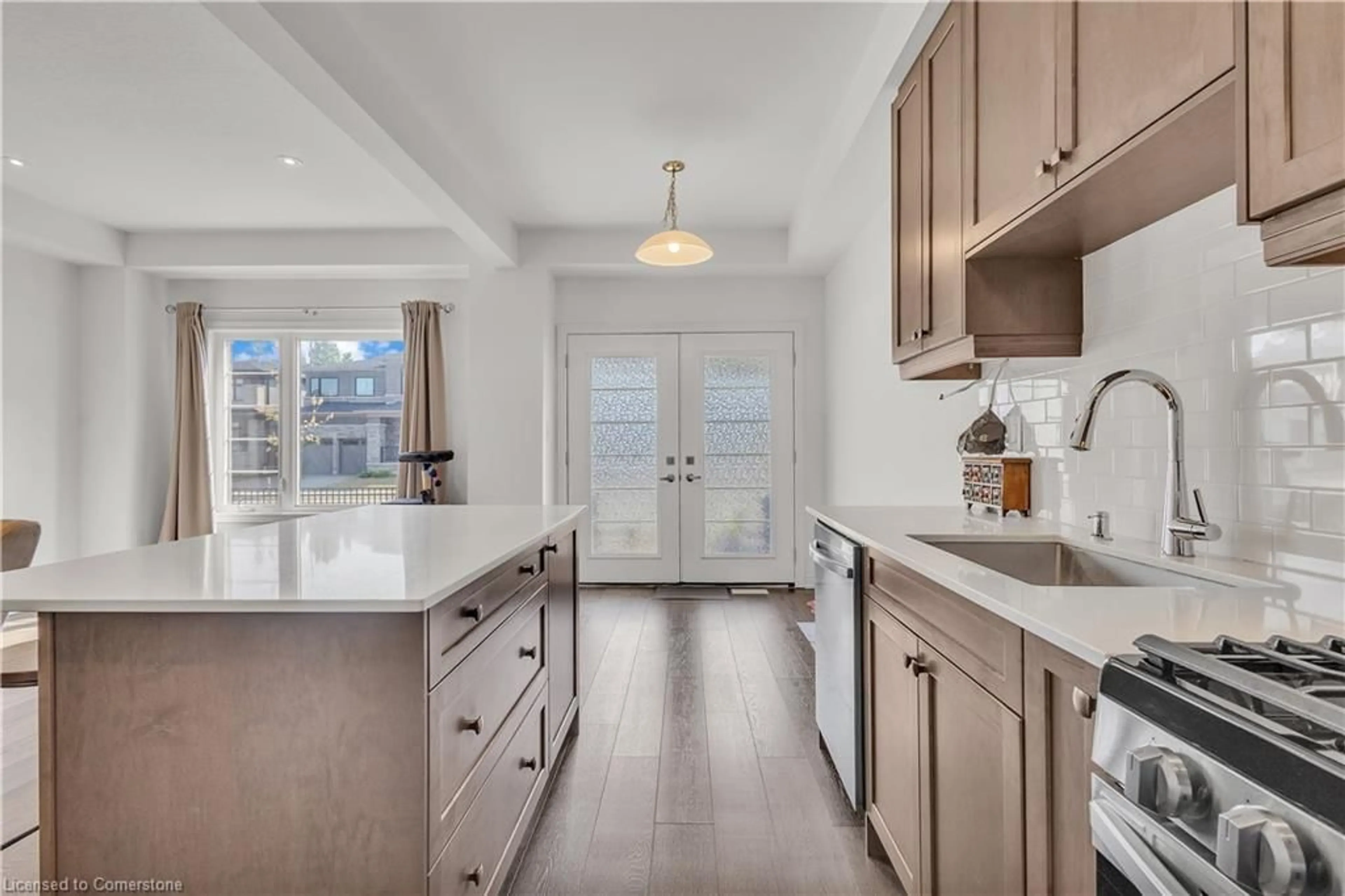 Open concept kitchen, ceramic/tile floor for 120 Court Drive Dr #84, Paris Ontario N3L 0N2