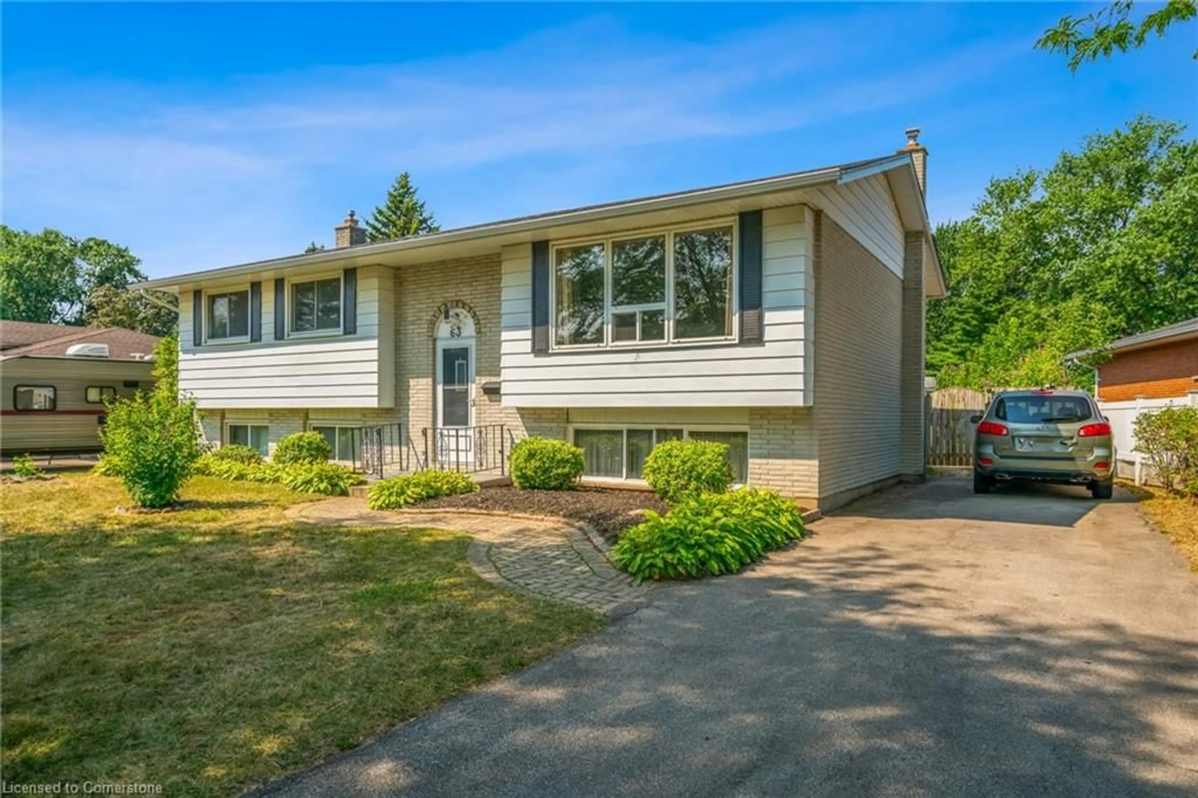 Home with vinyl exterior material, street for 63 Champlain Ave, Welland Ontario L3C 2L8