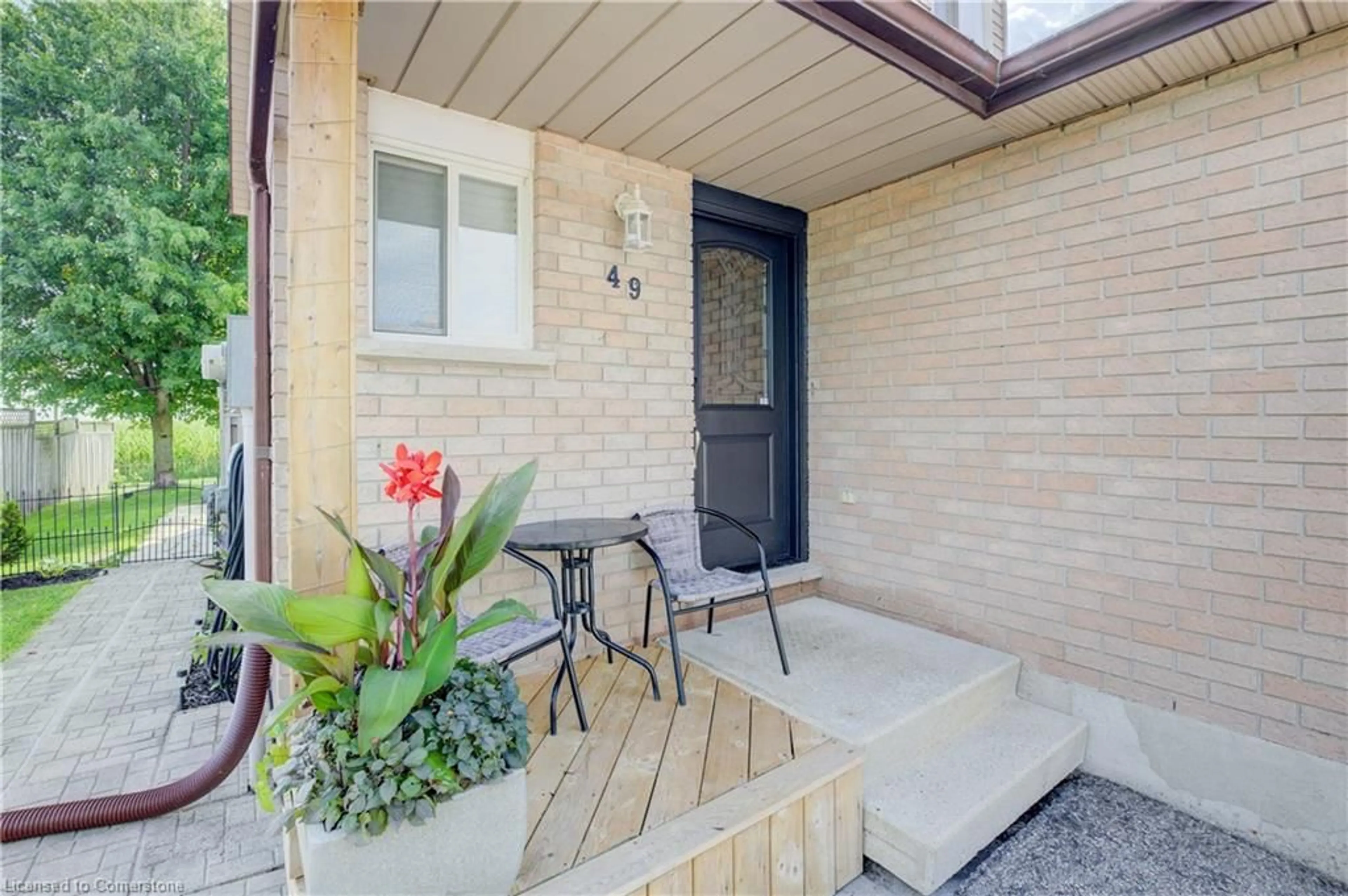 Patio, street for 49 Dales Dr, Drayton Ontario N0G 1P0