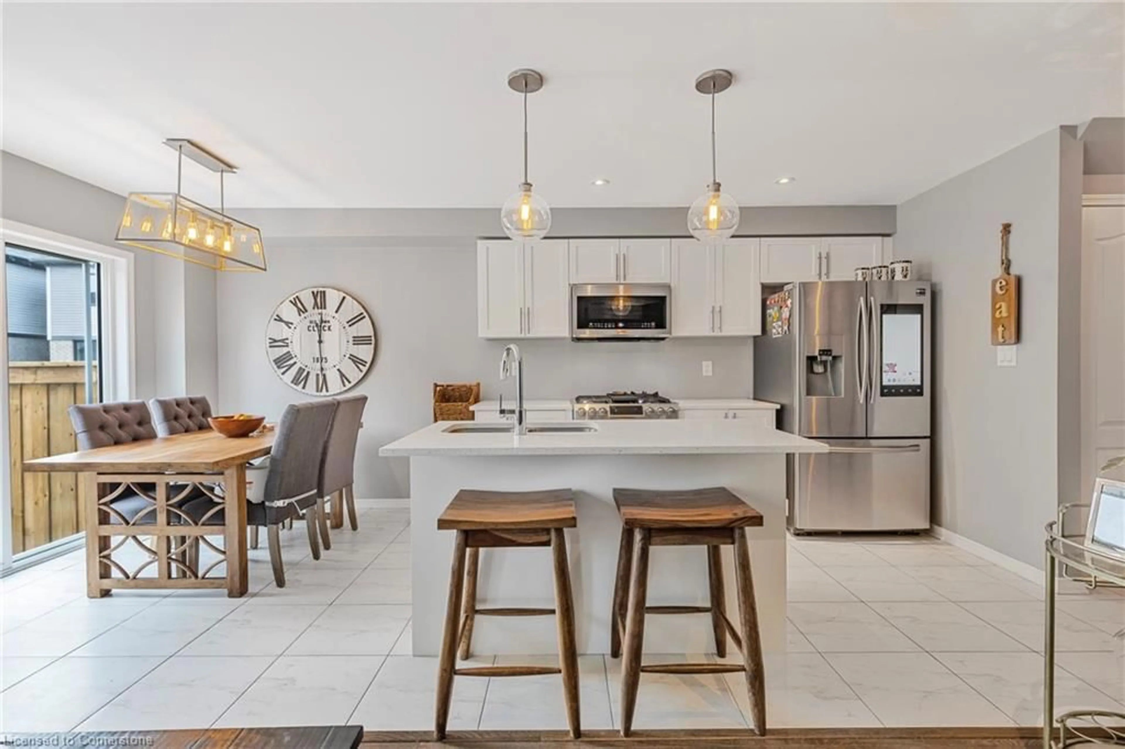 Open concept kitchen, ceramic/tile floor for 154 Maclachlan Ave, Caledonia Ontario N3W 0C9