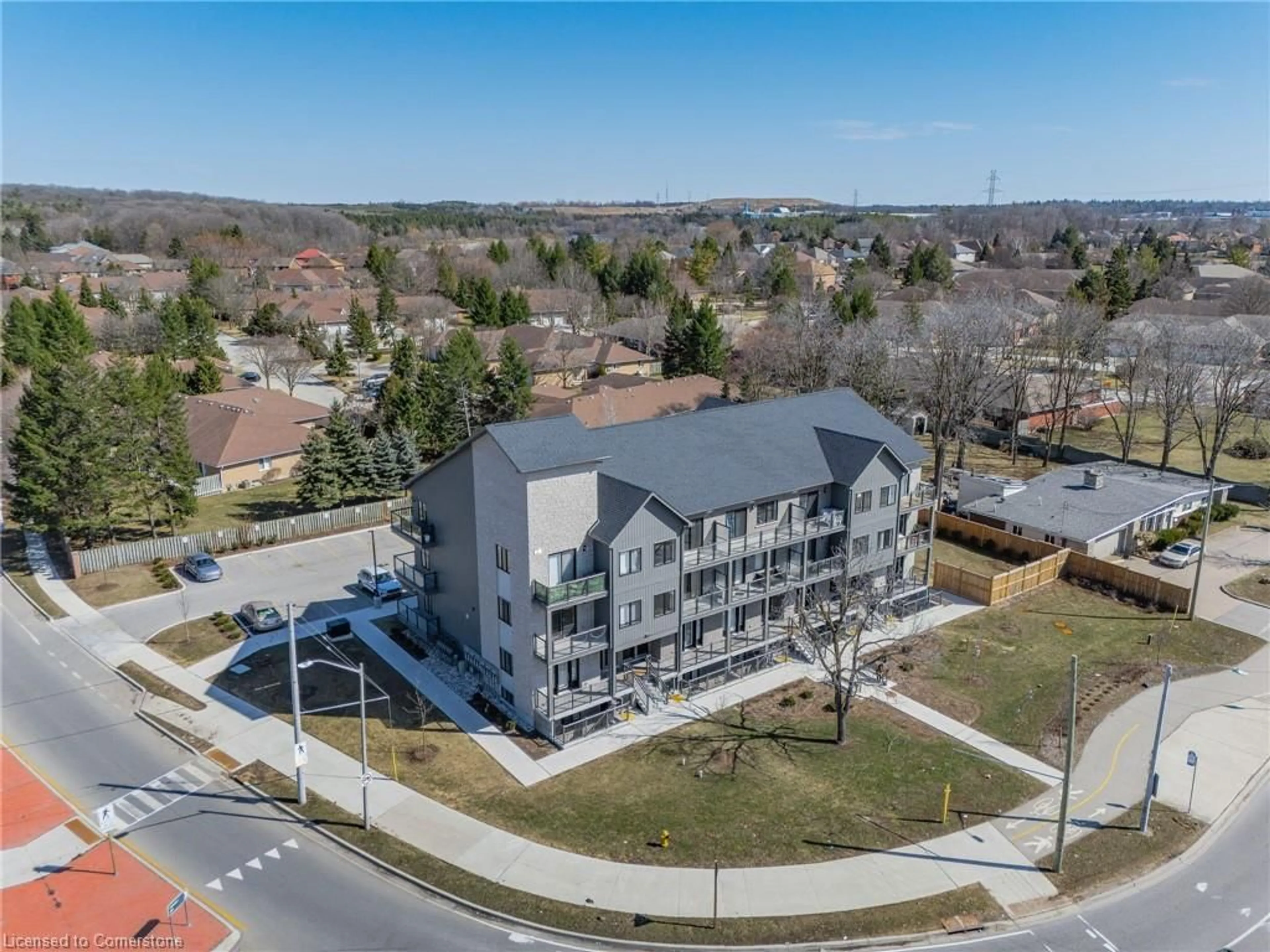 A pic from outside/outdoor area/front of a property/back of a property/a pic from drone, building for 721 Franklin Blvd #302, Cambridge Ontario N1R 5S4