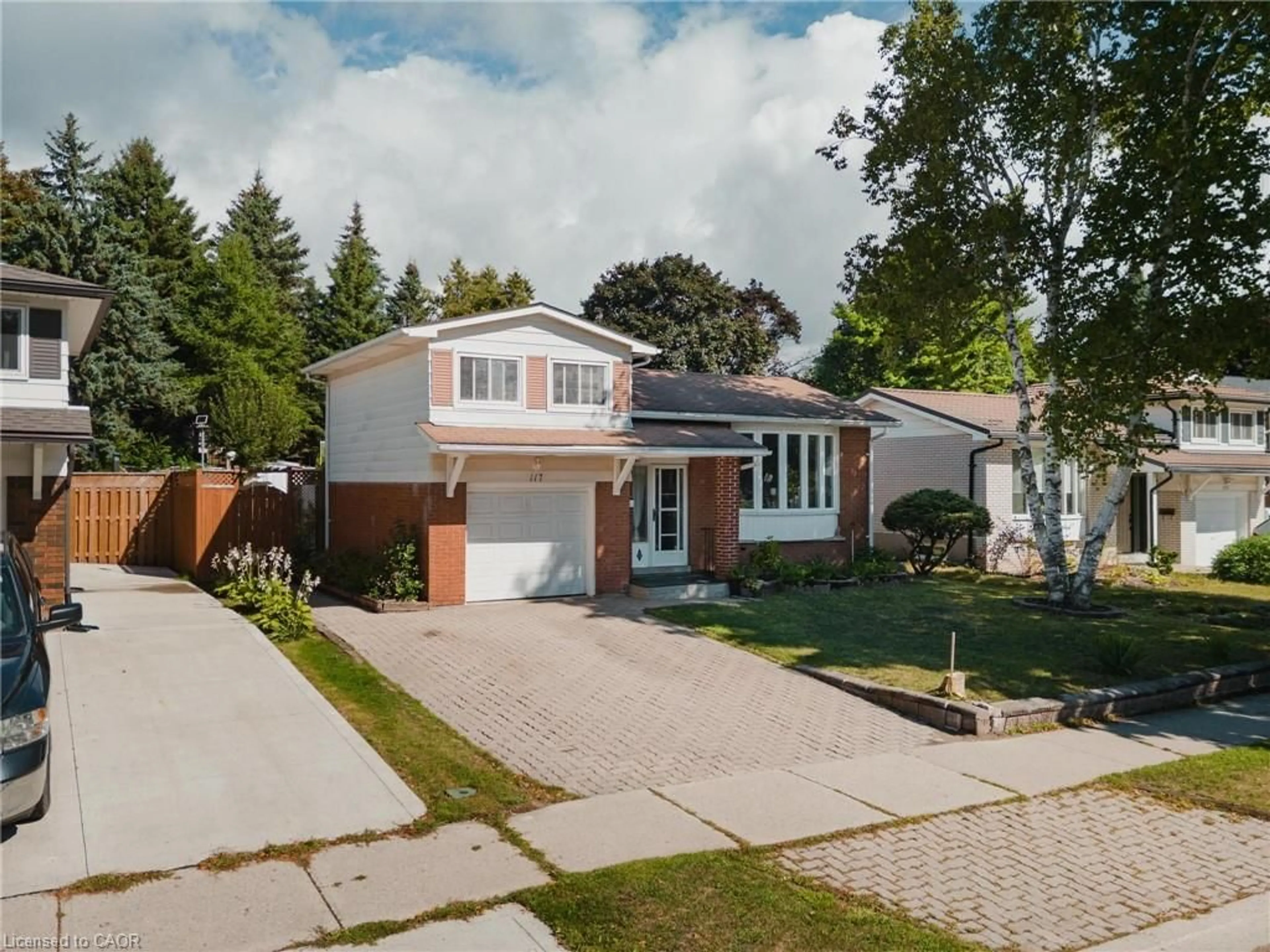 Home with brick exterior material, street for 117 Forestwood Dr, Kitchener Ontario N2N 1A9