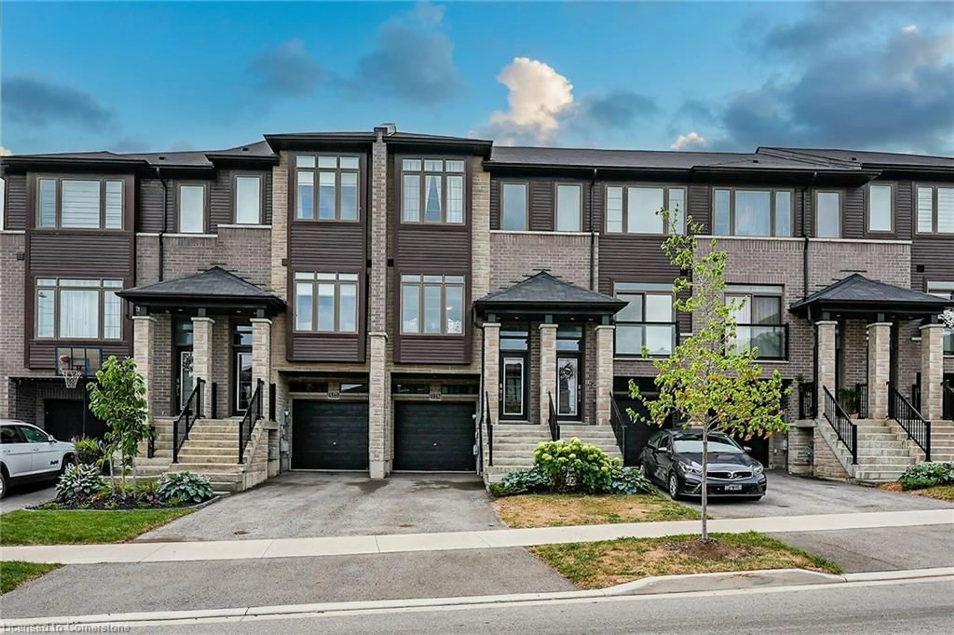 Home with brick exterior material, street for 4862 Connor Dr, Beamsville Ontario L3J 0S2