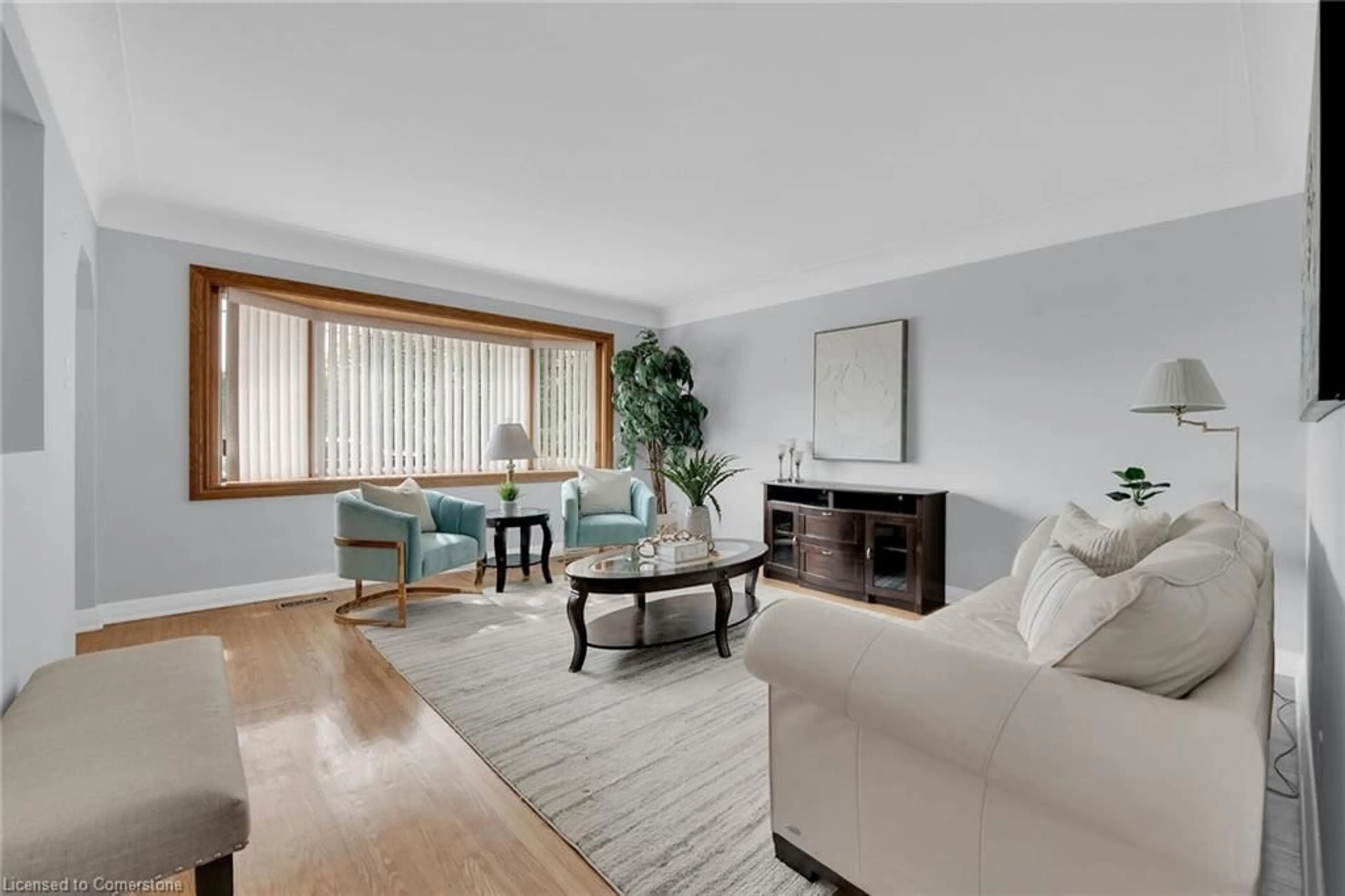 Living room with furniture, unknown for 261 Mcneilly Rd, Stoney Creek Ontario L8E 5H2