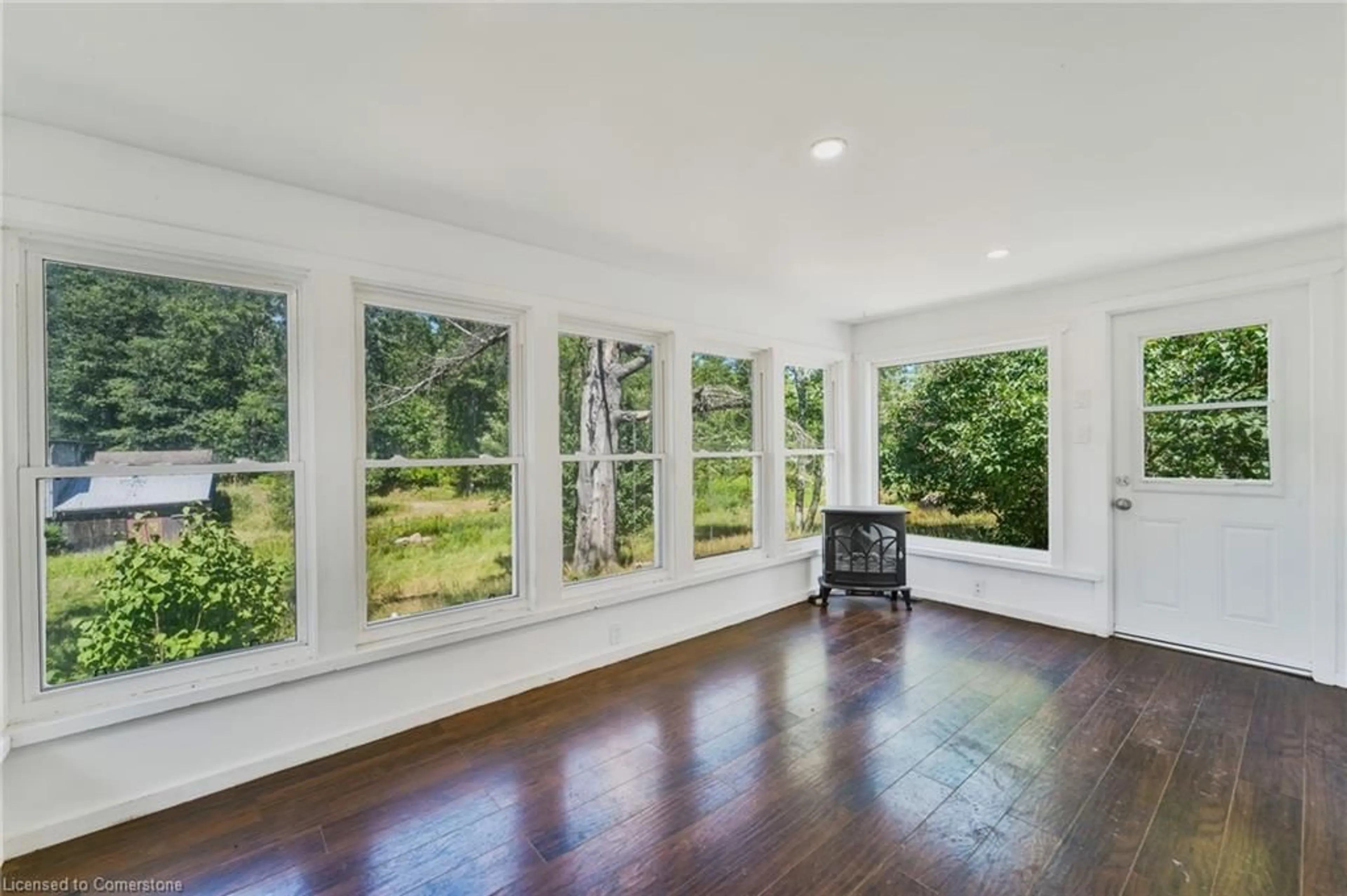 A pic of a room for 4422 County Road 6, North Kawartha Twp Ontario K0L 2H0