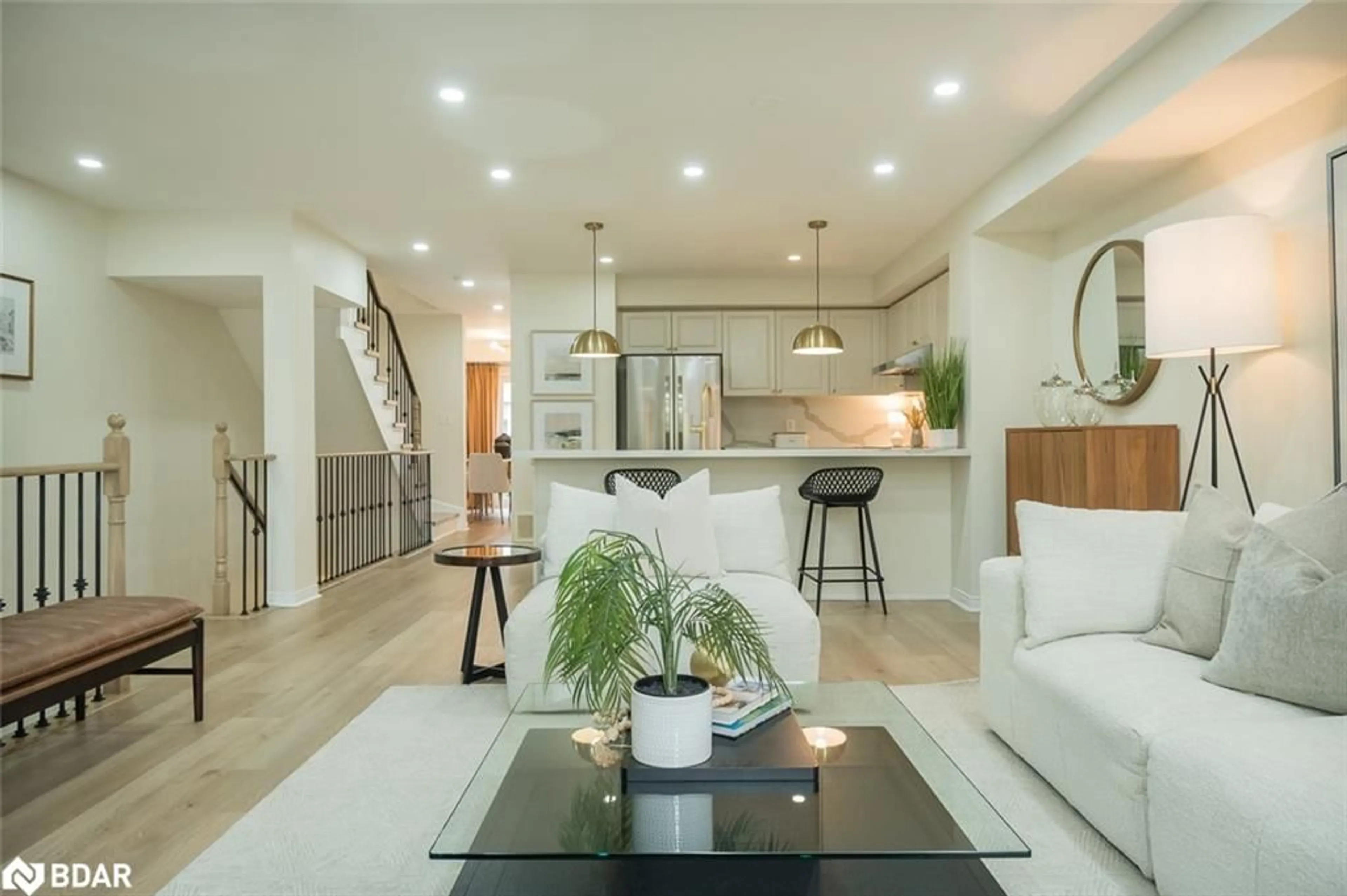 Open concept kitchen, unknown for 3355 Thomas St #10, Mississauga Ontario L5M 0N7