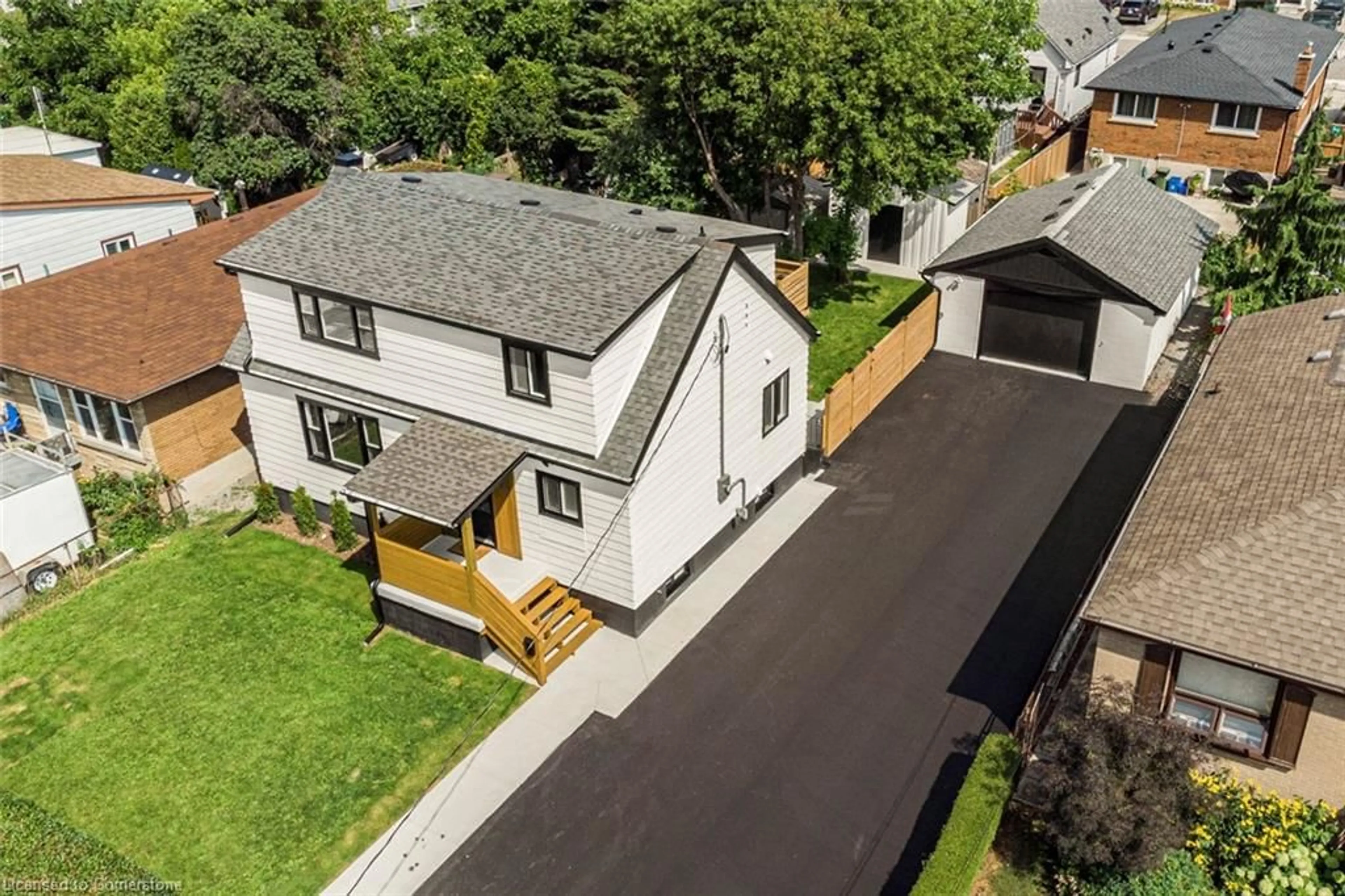 A pic from outside/outdoor area/front of a property/back of a property/a pic from drone, street for 588 Barnaby St, Hamilton Ontario L8H 6T9