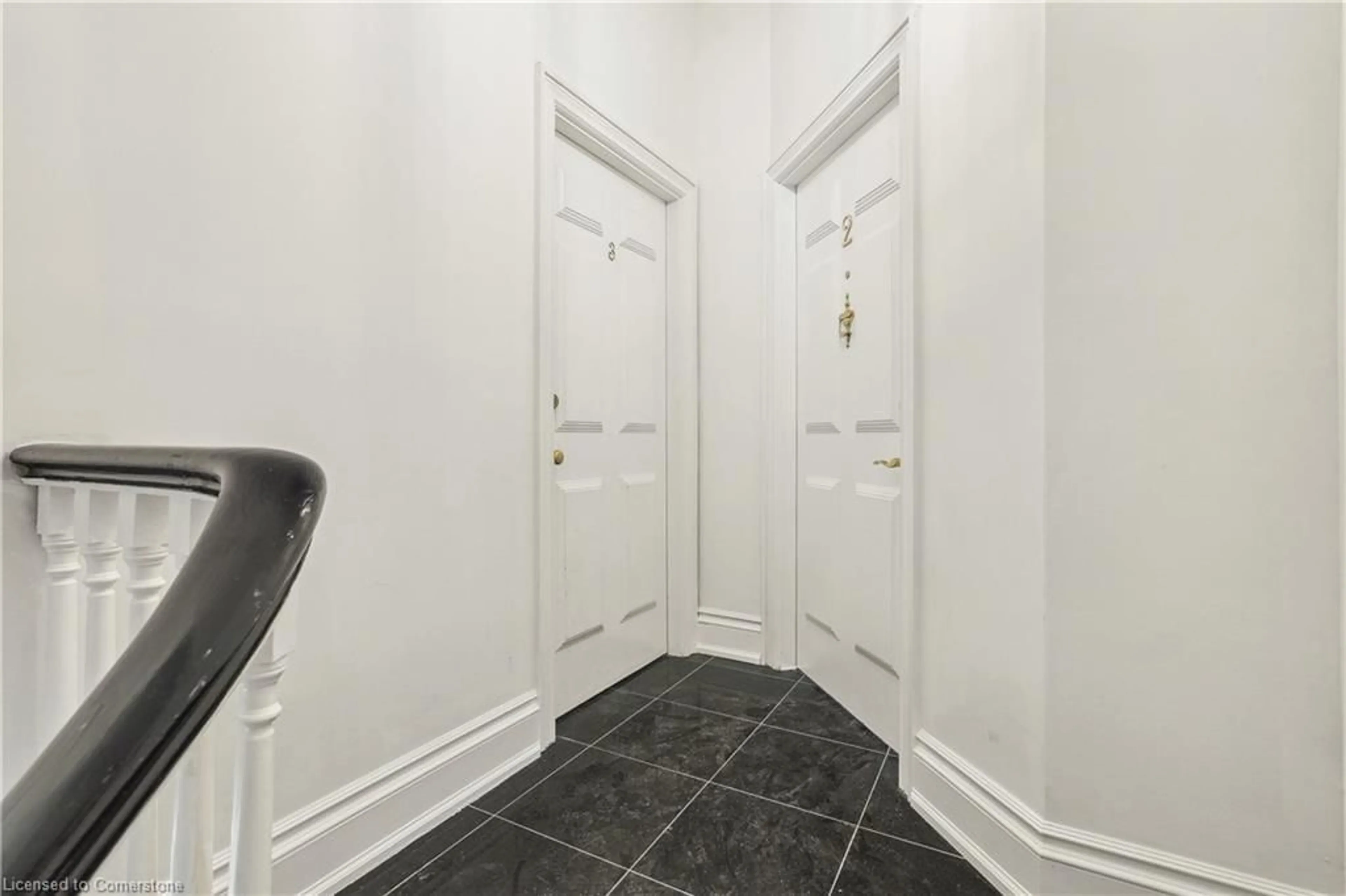 Unknown for 35 Duke St #2, Hamilton Ontario L8P 1X2