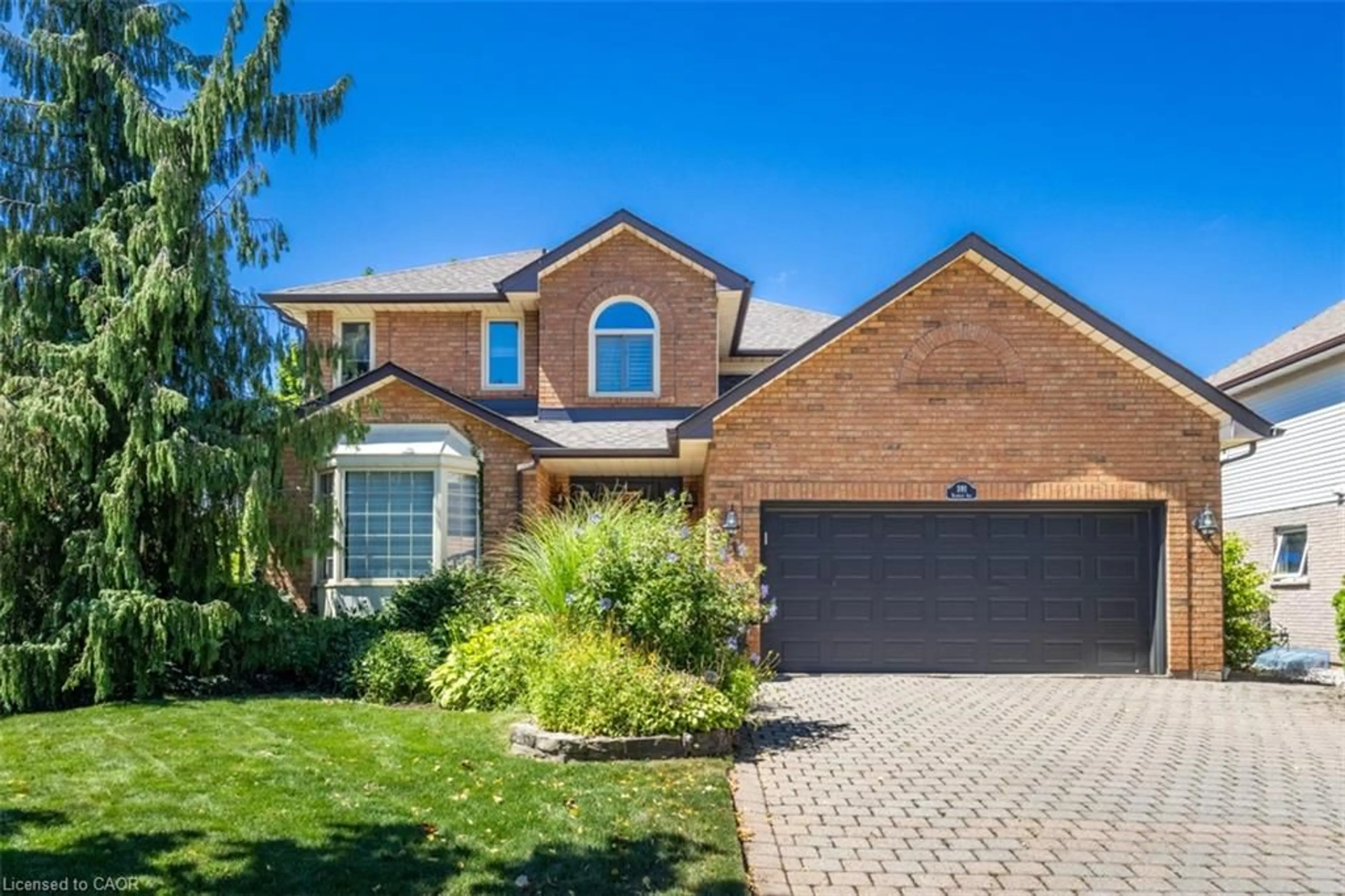 Home with brick exterior material, street for 391 Kerman Ave, Grimsby Ontario L3M 5C4