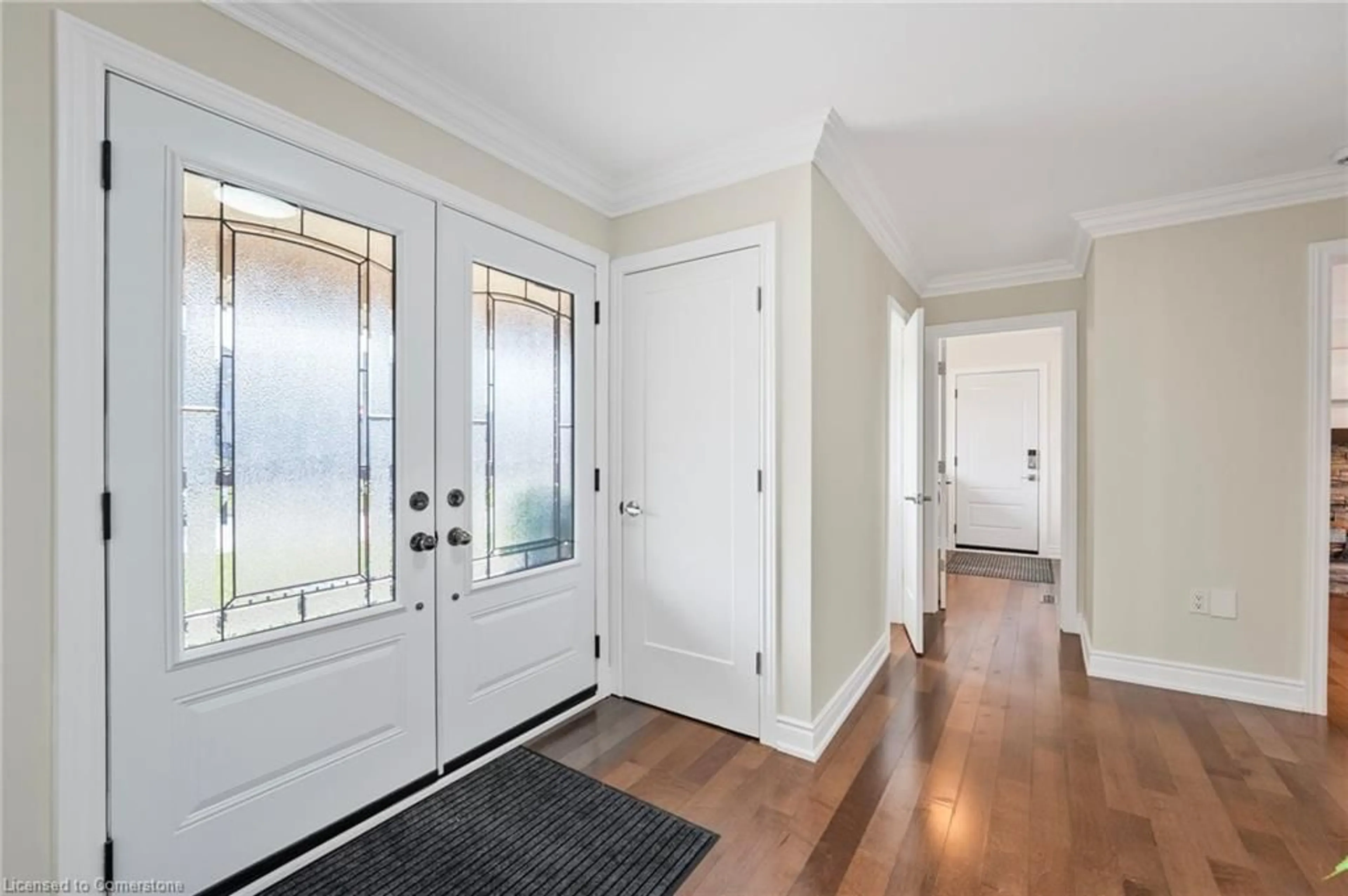 Indoor entryway for 21 Firman Dr, Barrie Ontario L4N 6T6