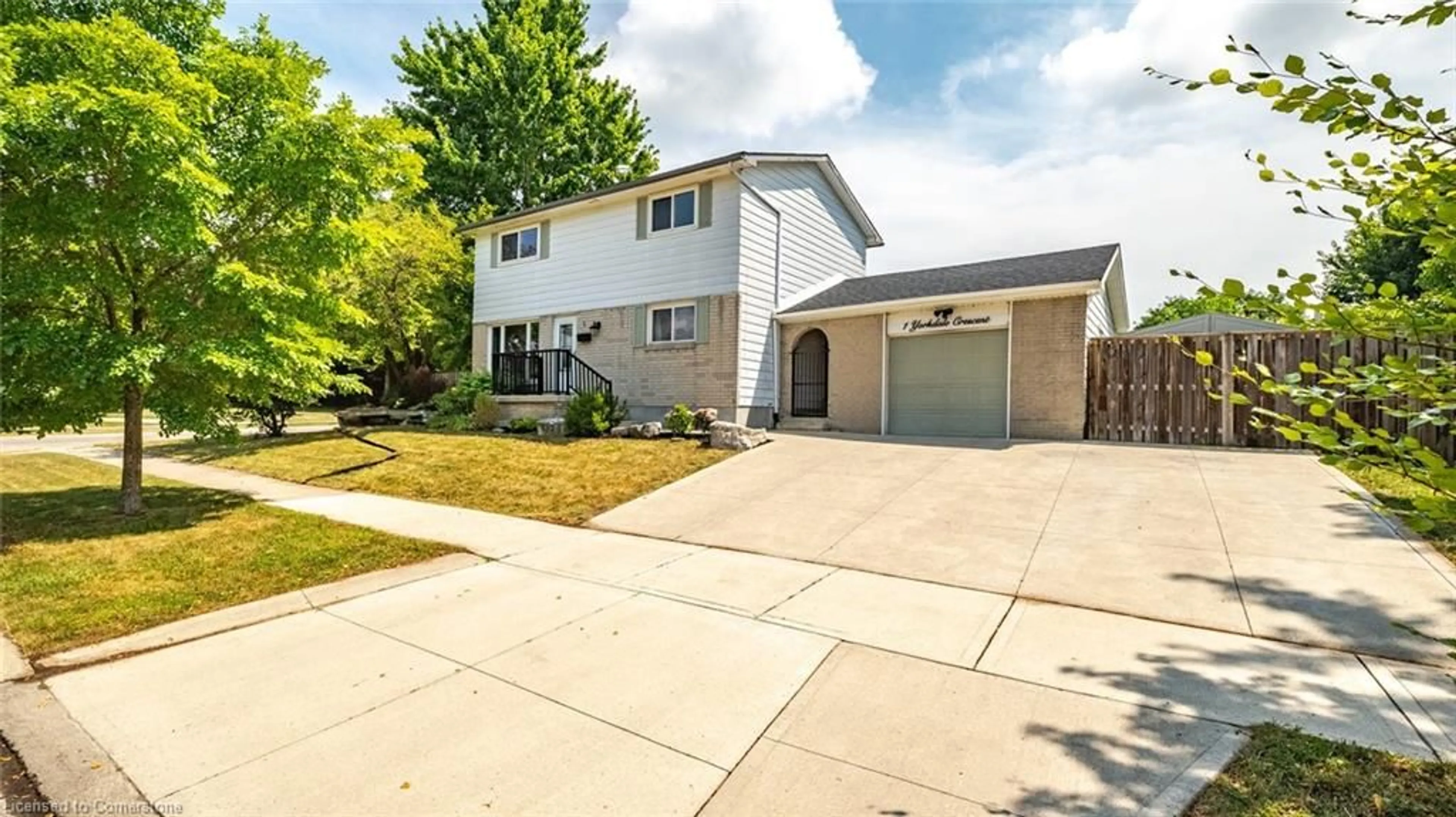Home with vinyl exterior material, street for 1 Yorkdale Cres, Hamilton Ontario L8J 1E2