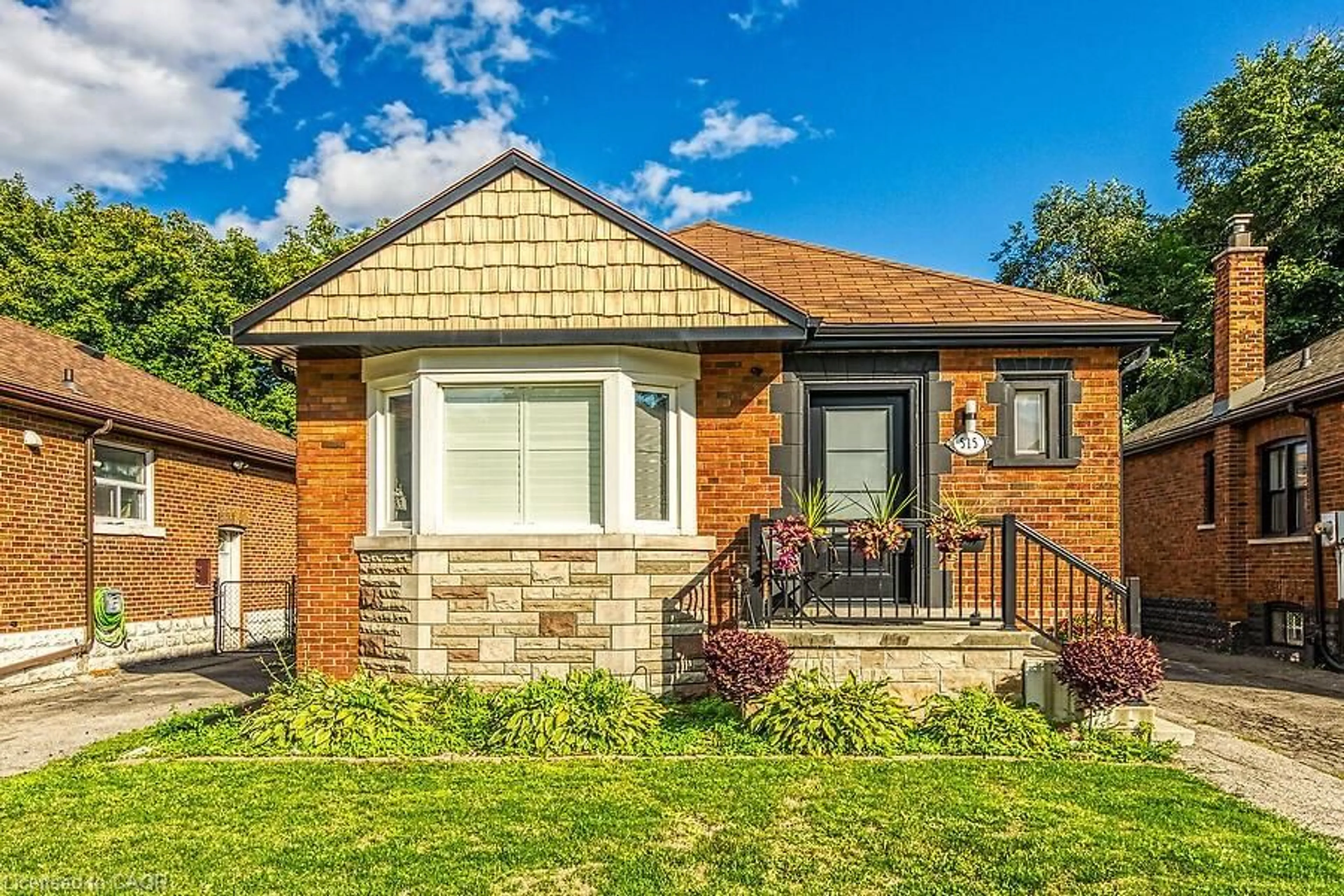 Home with brick exterior material, street for 515 Upper James St, Hamilton Ontario L9C 2X9