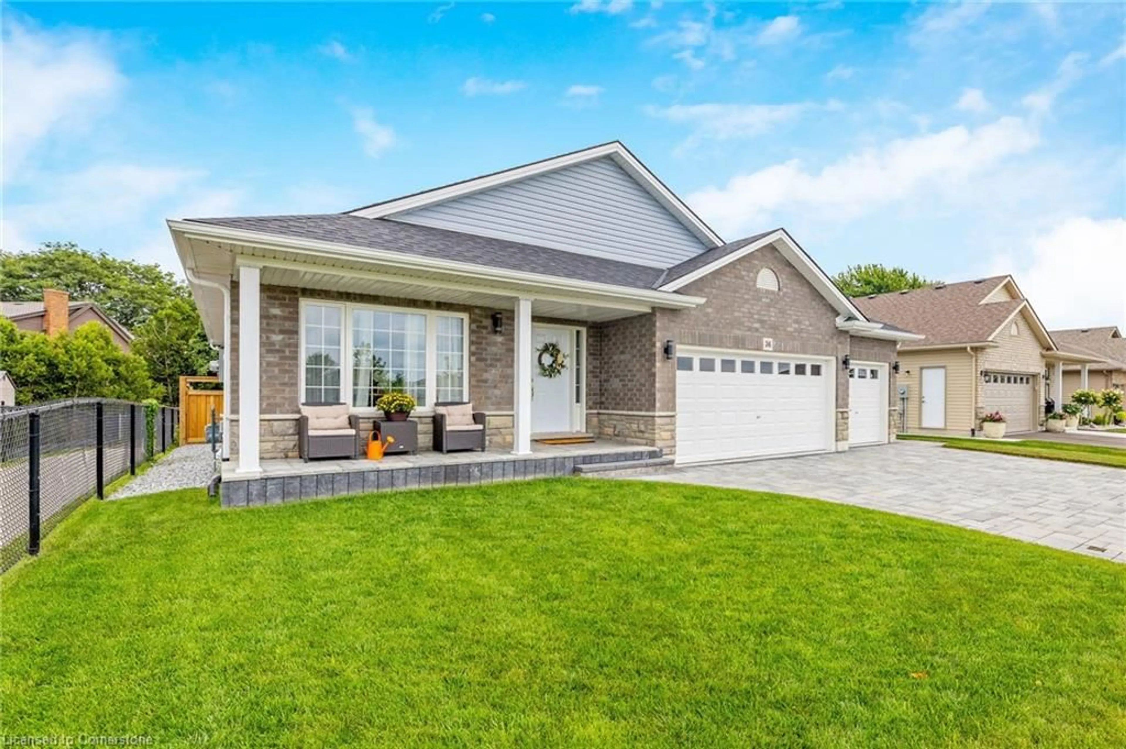 Home with vinyl exterior material, street for 36 Michelles Way, Hagersville Ontario N0H 1H0