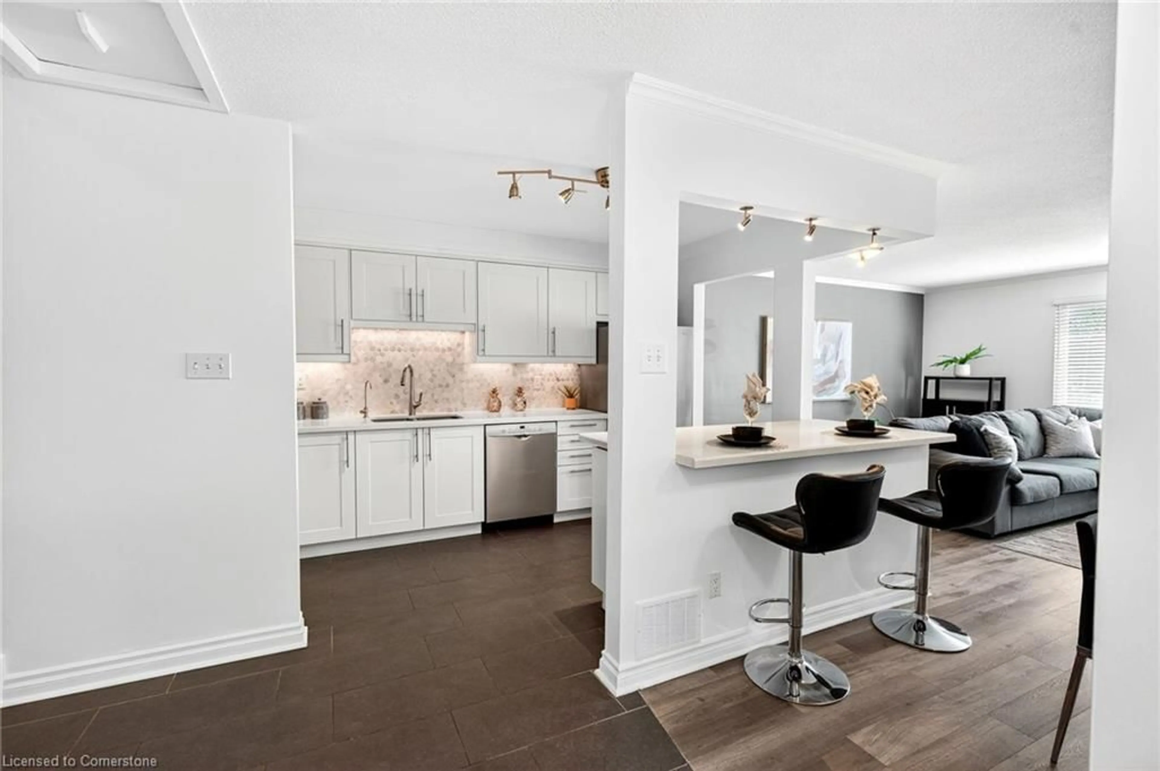 Open concept kitchen, unknown for 2221 Manchester Dr, Burlington Ontario L7P 3W3