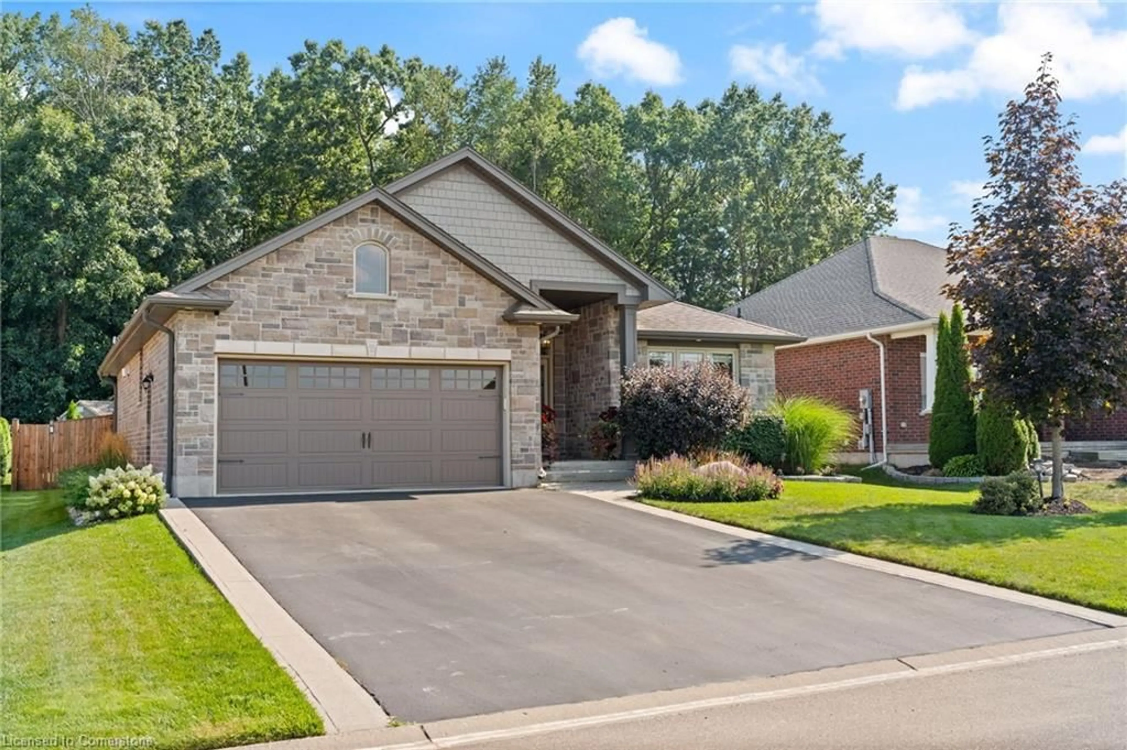 Home with brick exterior material, street for 55 Allandale Cres, Simcoe Ontario N3Y 0B4