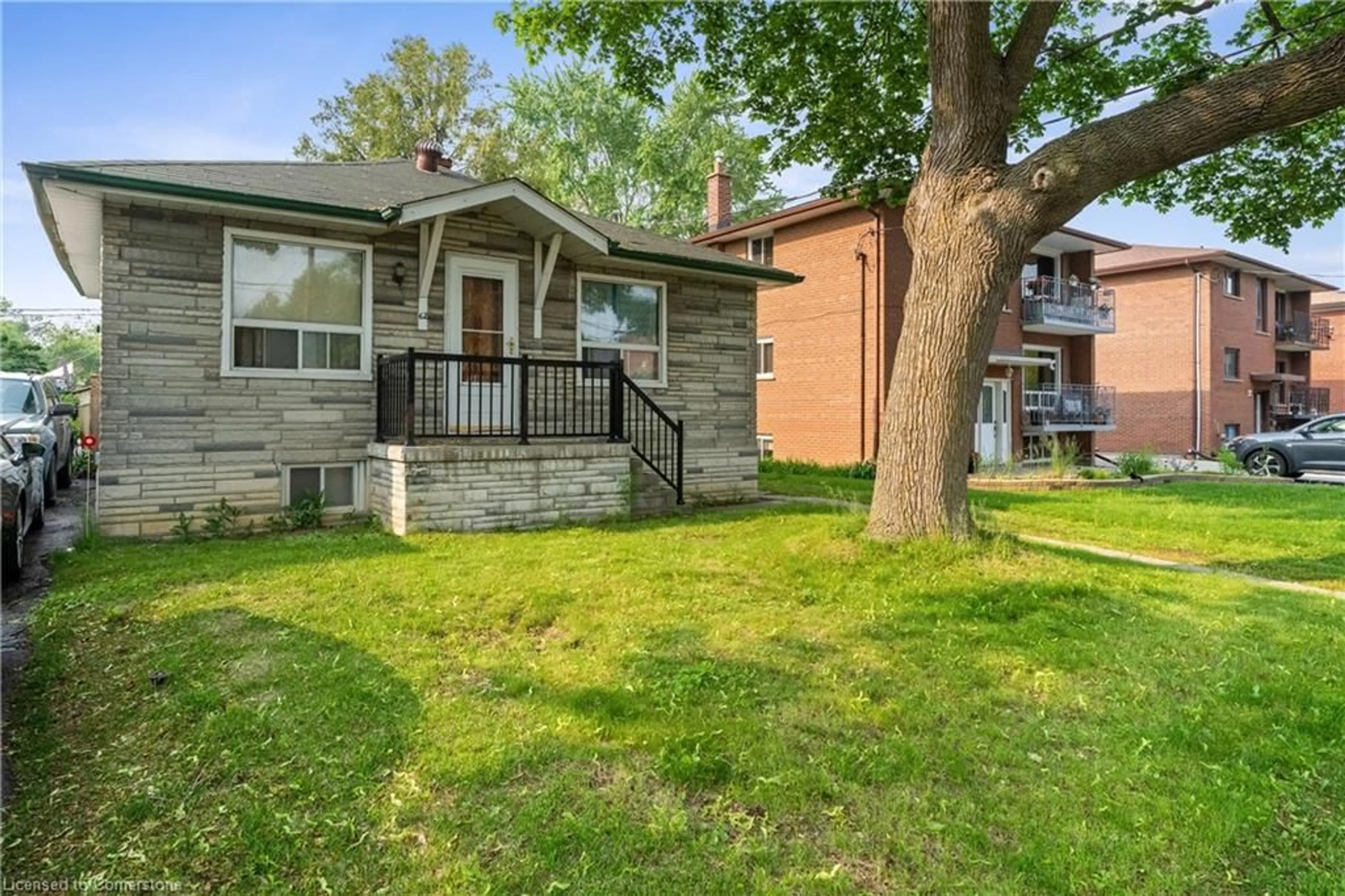 Unknown for 62 Elder Ave, Toronto Ontario M8W 1S4