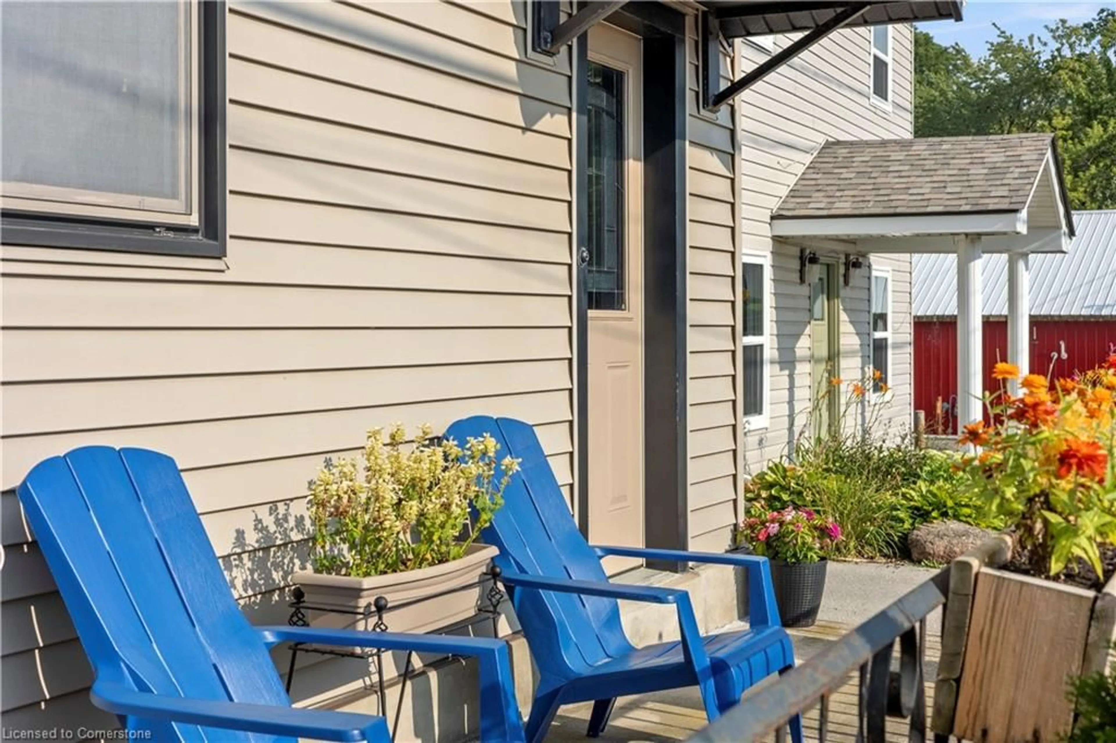 Patio, street for 1309 Swan St, Ayr Ontario N0B 1E0