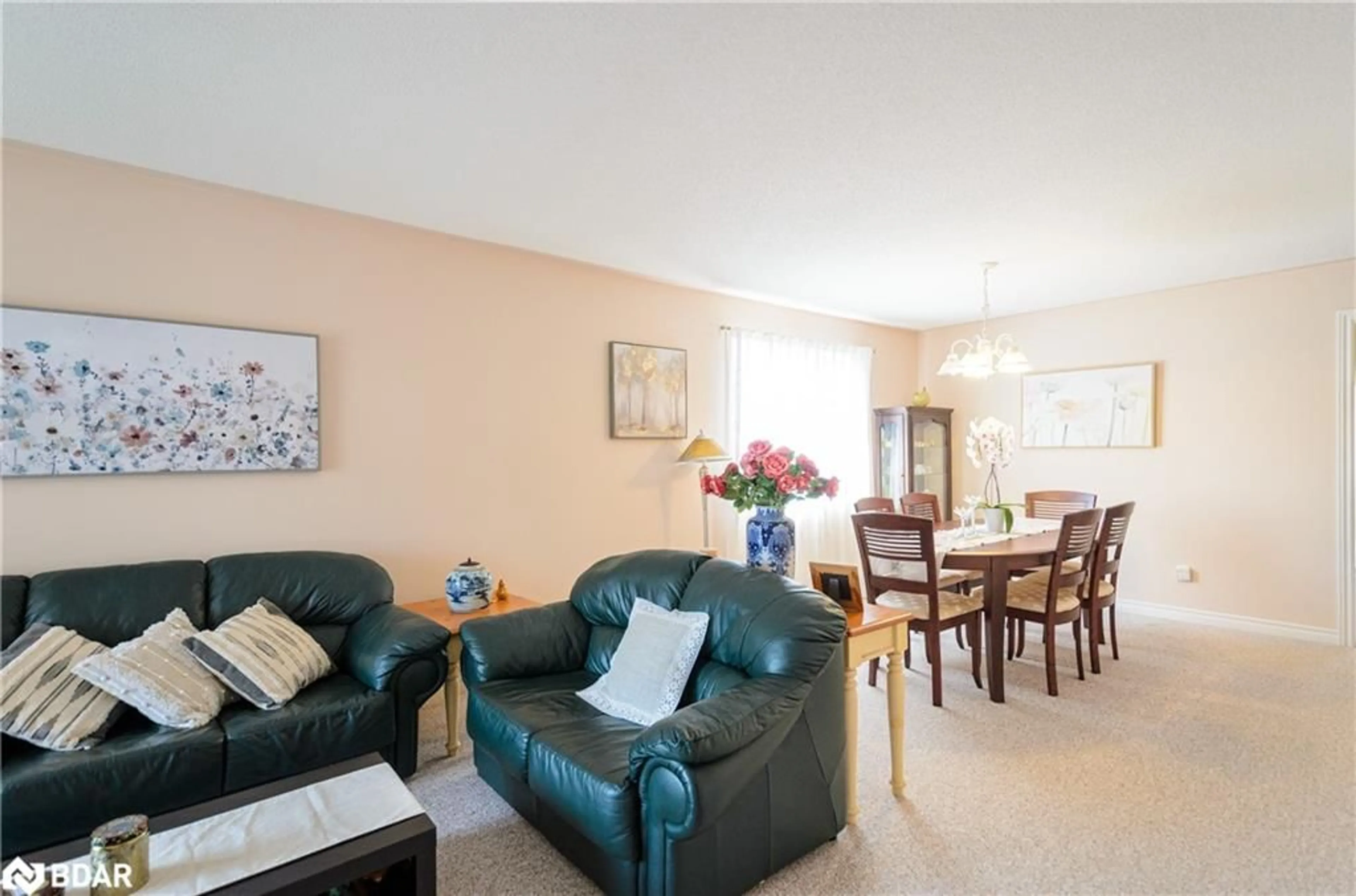 Living room with furniture, unknown for 6 Brown Wood Dr, Barrie Ontario L4M 6N4