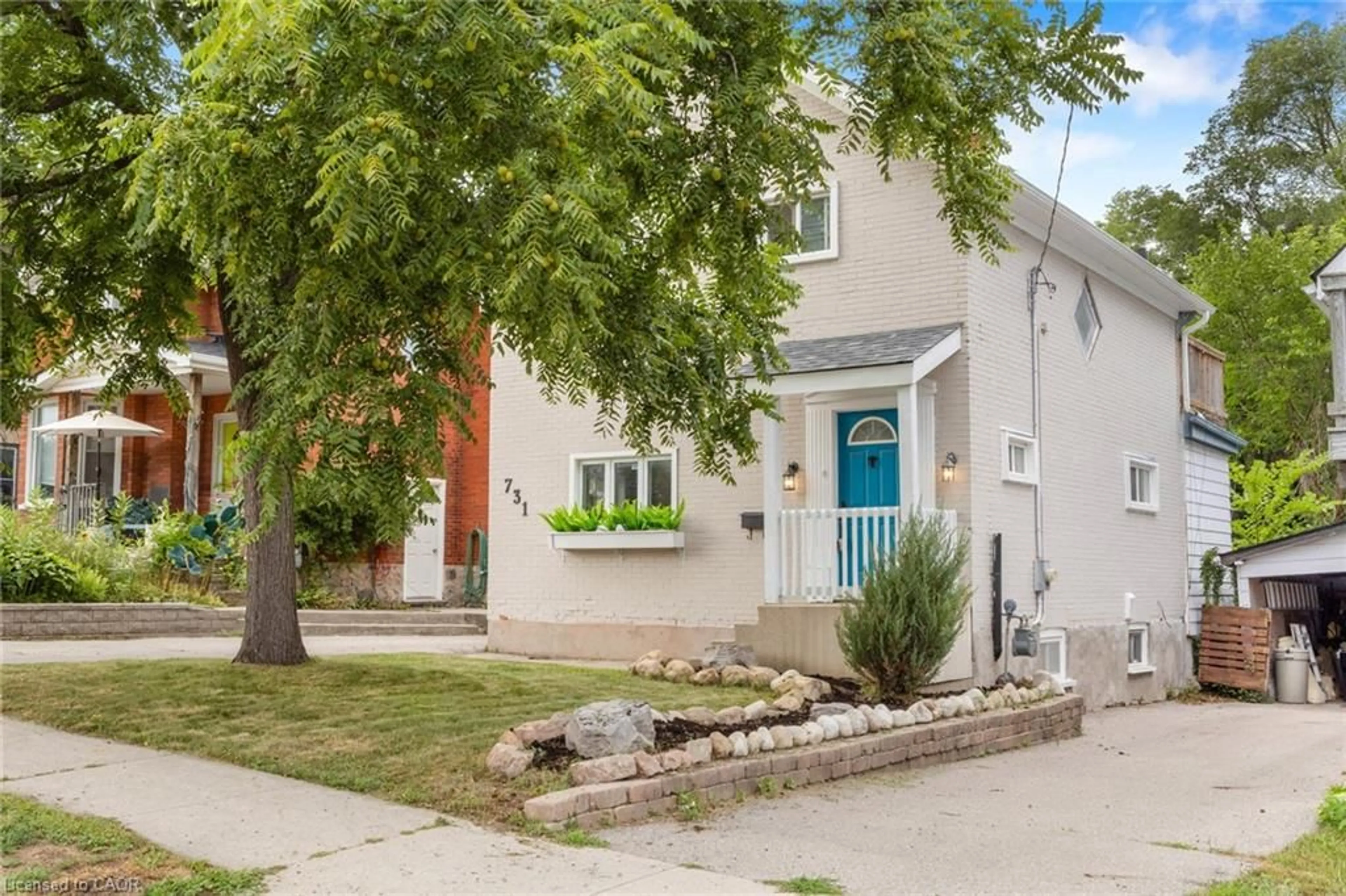 Unknown for 731 William St, Cambridge Ontario N3H 3W8