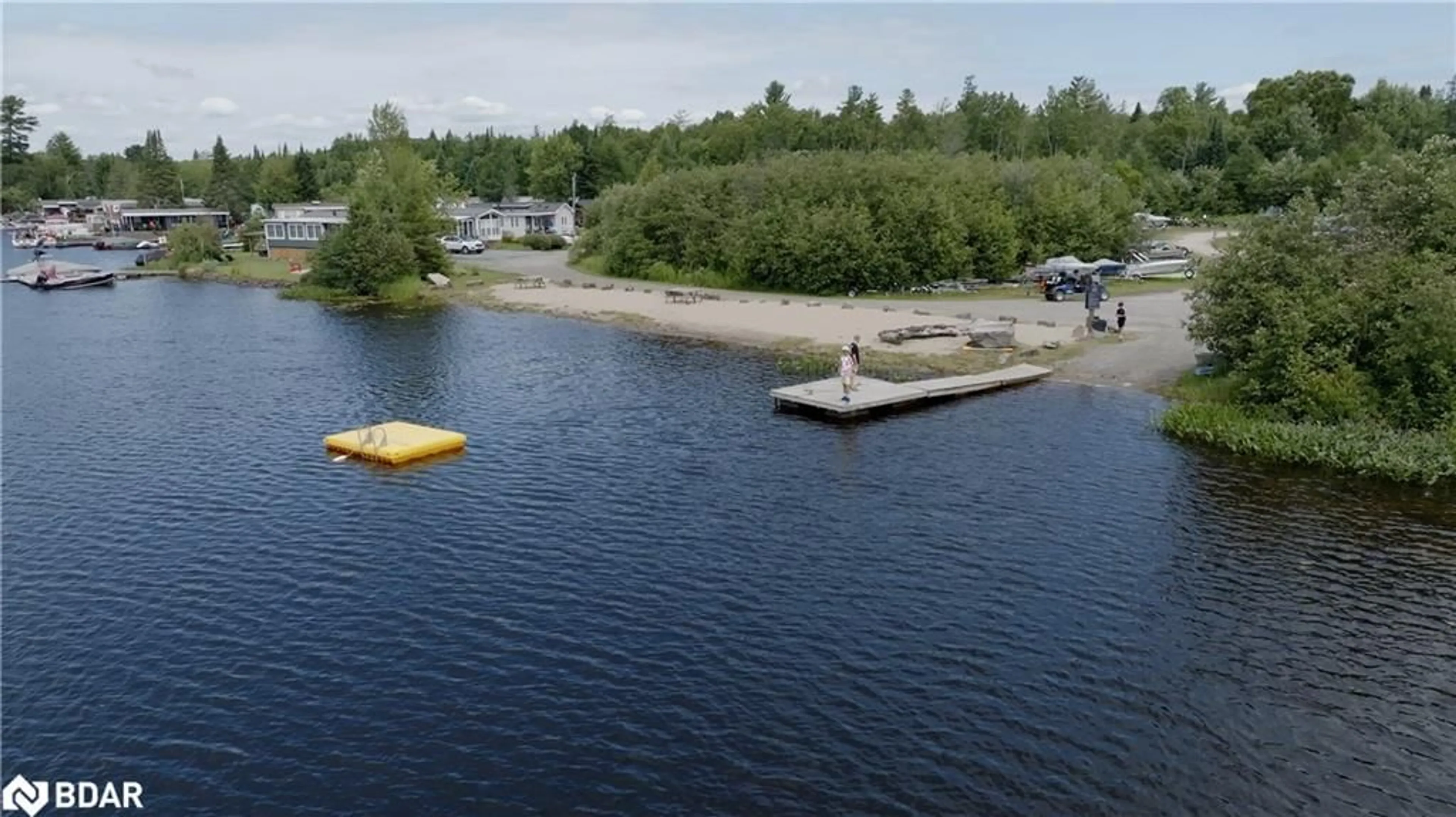 Unknown for 85 Hutchinson Beach Rd #B56, Huntsville Ontario P1H 1N4