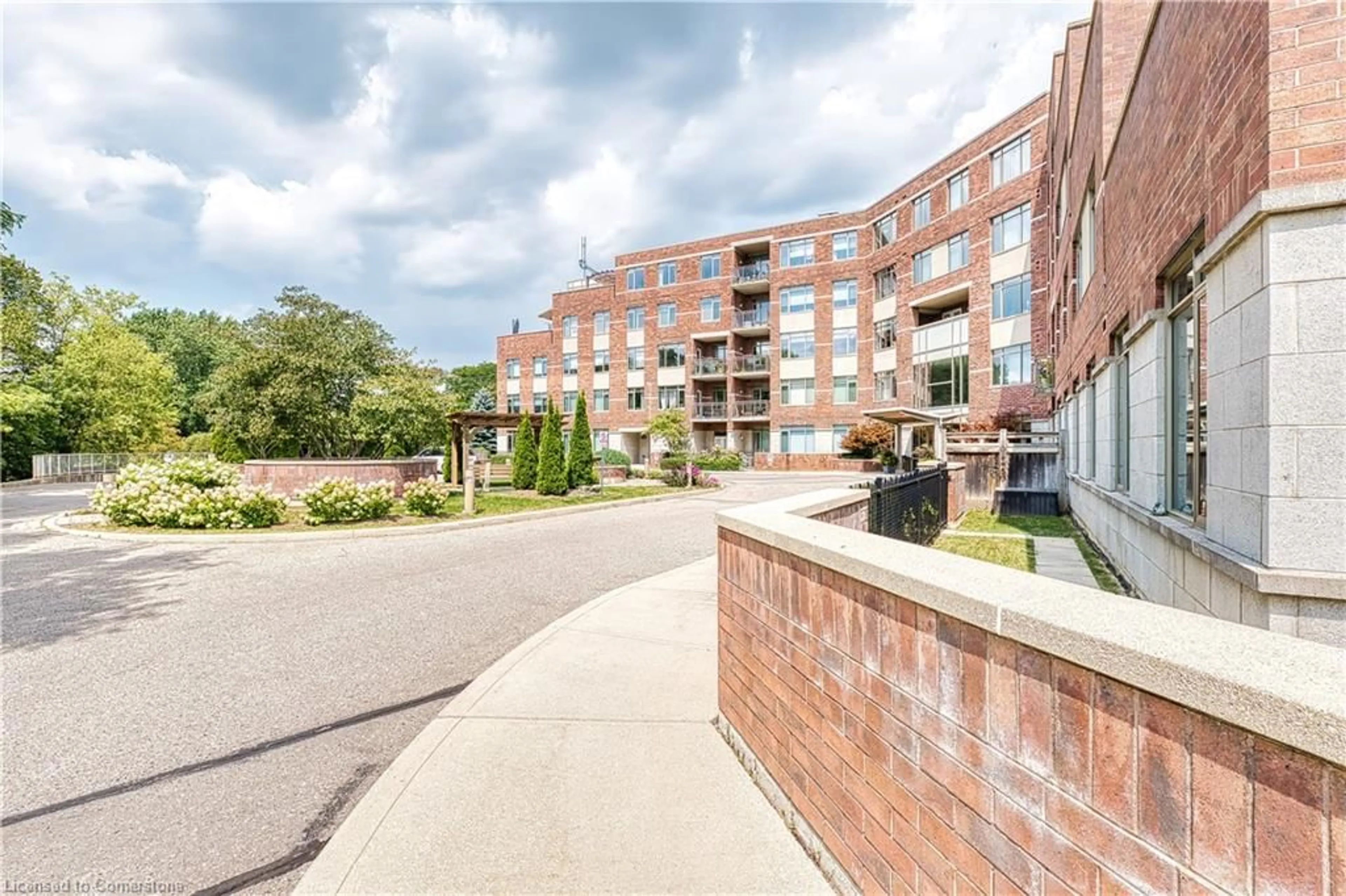 A pic from outside/outdoor area/front of a property/back of a property/a pic from drone, building for 400 Romeo St #105, Stratford Ontario N5A 0A2