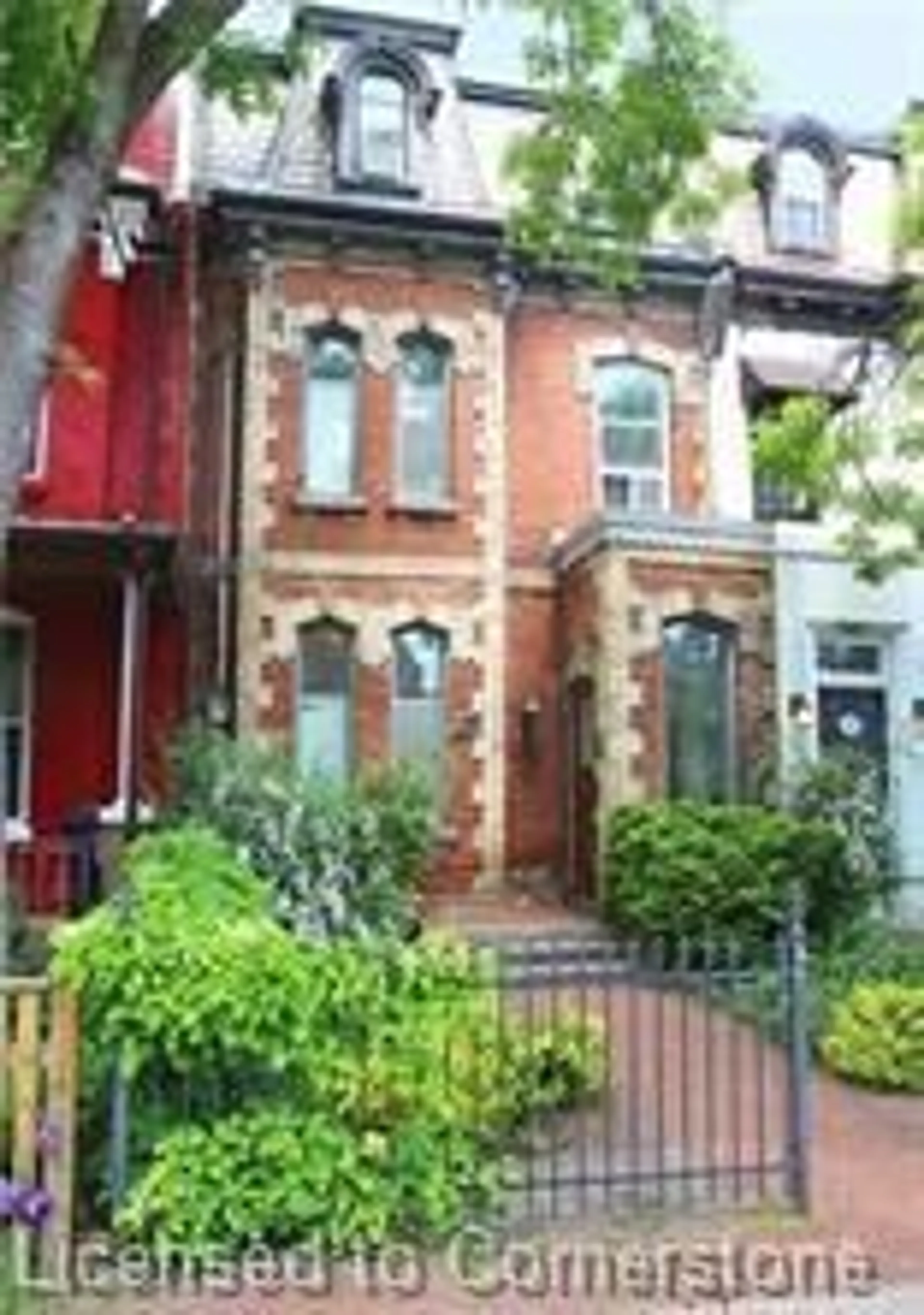 Home with brick exterior material, street for 290 Gerrard St, Toronto Ontario M5A 2G4