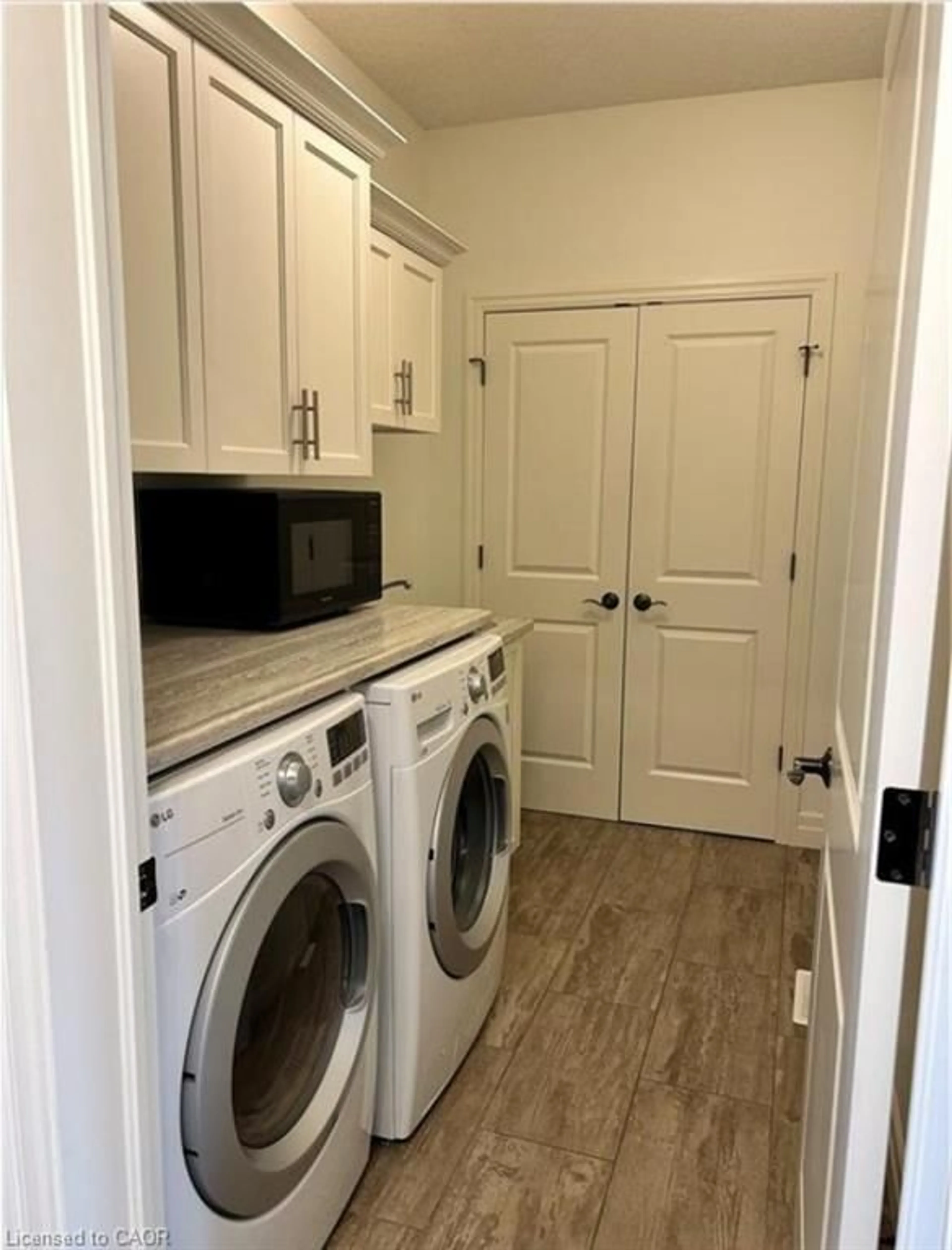 Laundry room for 111 Village Rd, Wellesley Ontario N0B 2T0