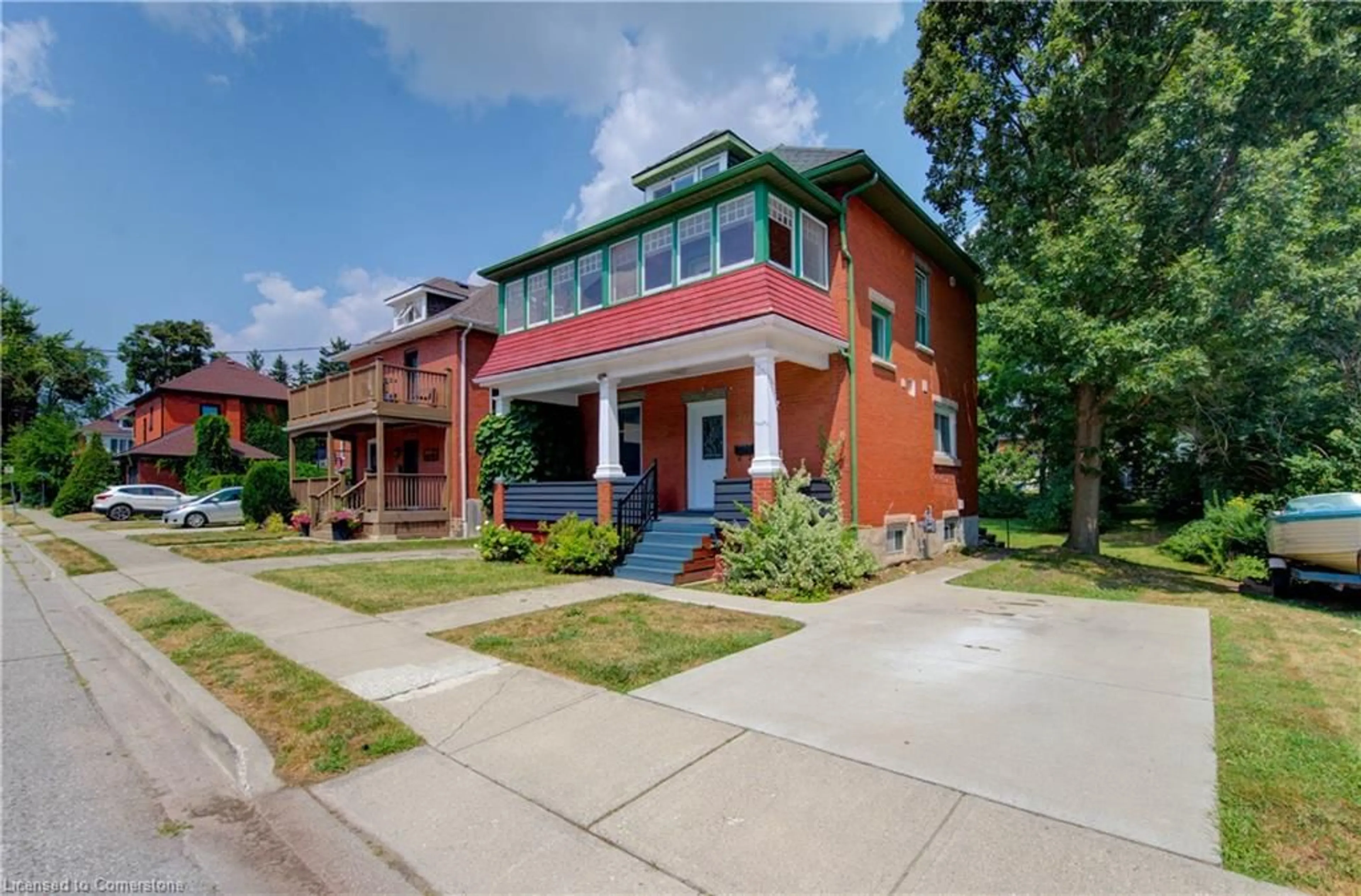 Home with brick exterior material, street for 539 Moore St, Cambridge Ontario N3H 3B3