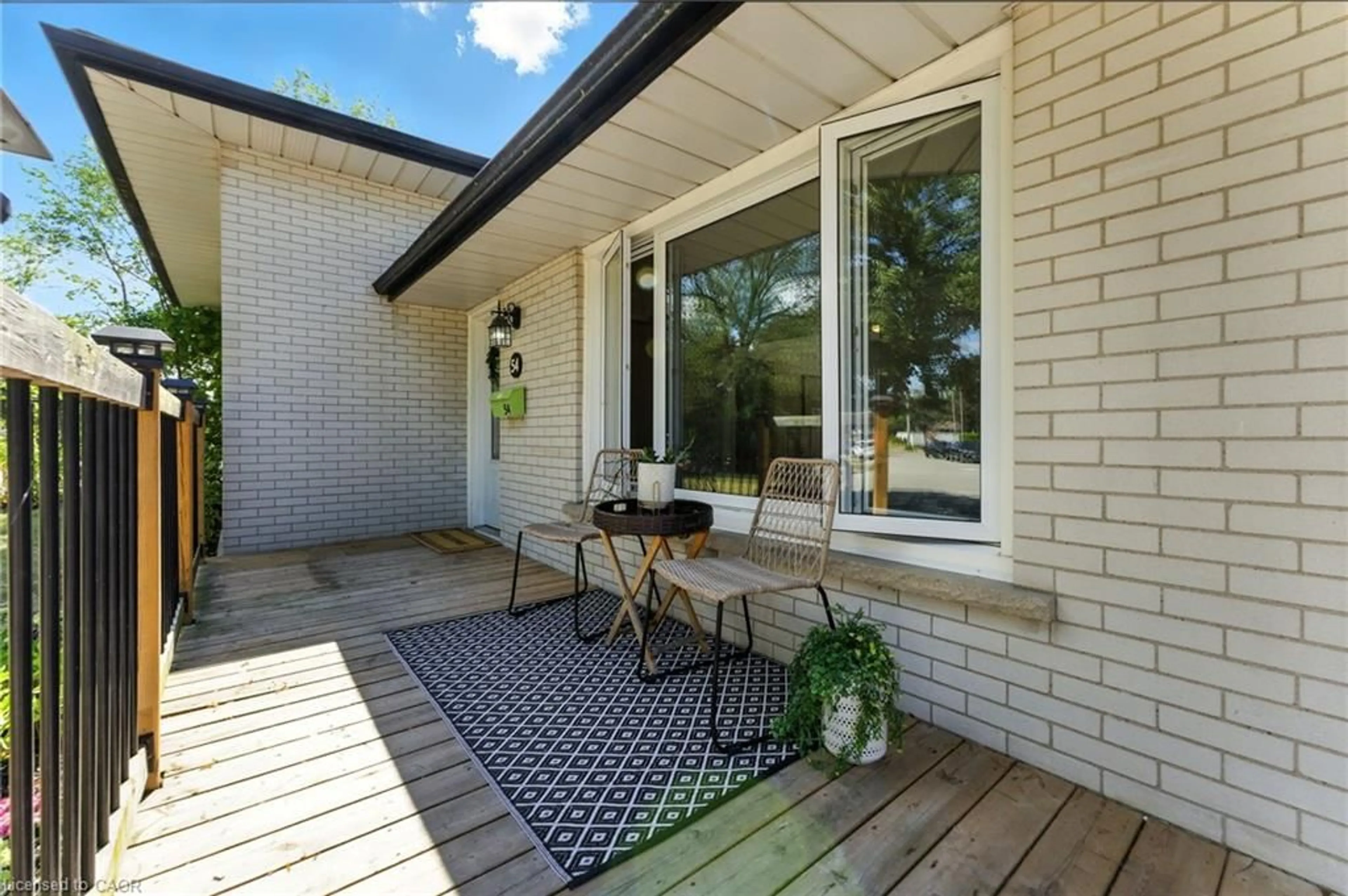 Patio, street for 54 Gail St, Cambridge Ontario N1R 4M2