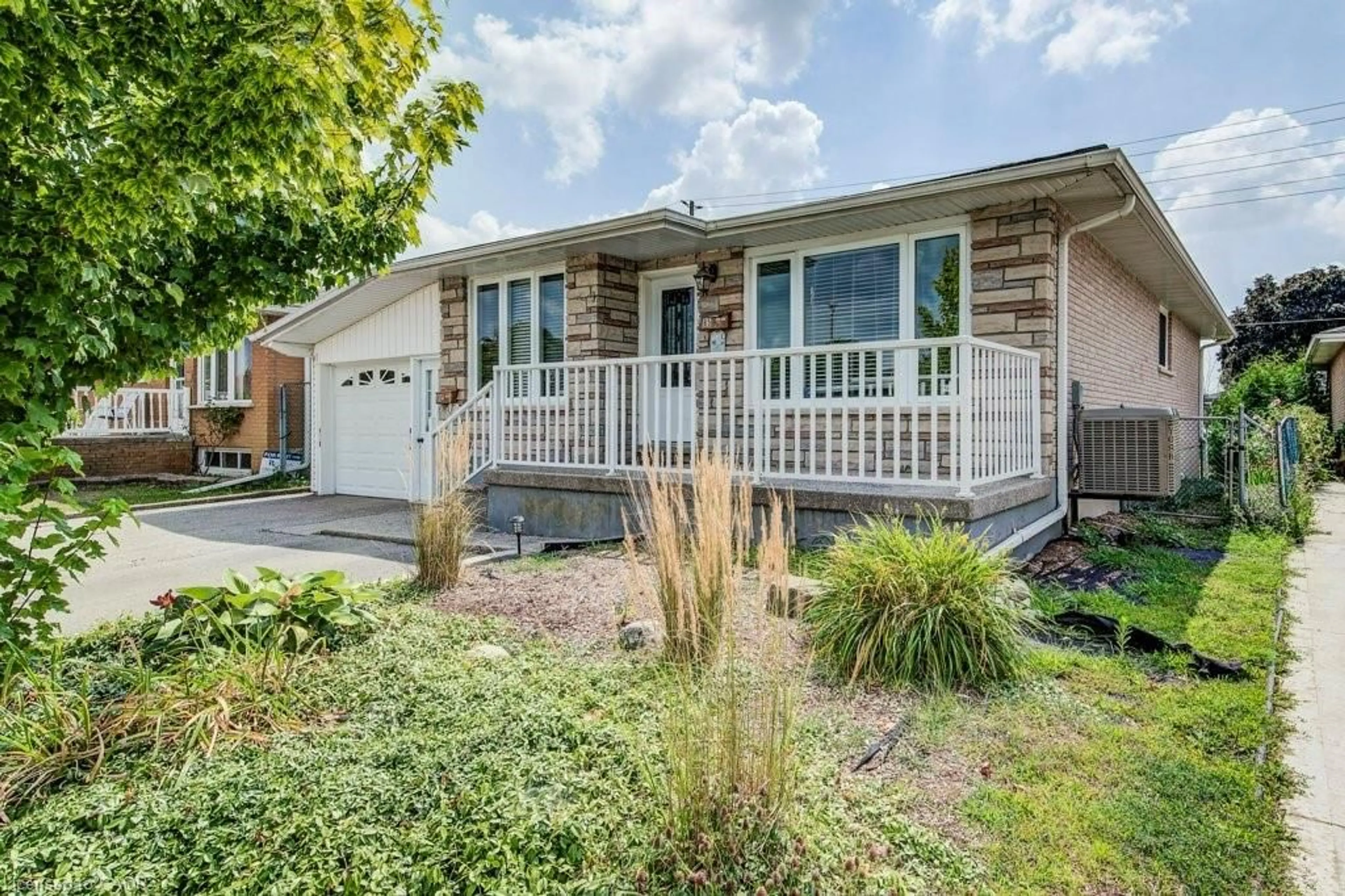Home with vinyl exterior material, street for 85 Winter Ave, Cambridge Ontario N1R 6G8